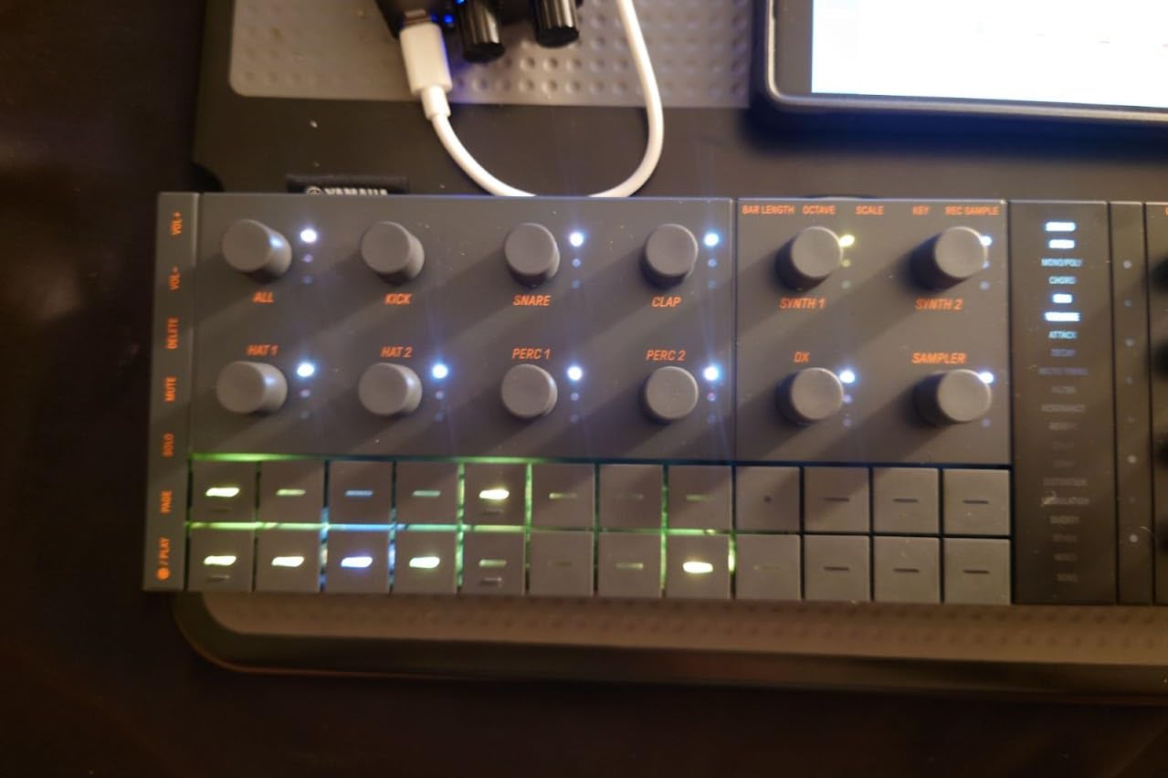 Yamaha SEQTRAK Mobile Music Ideastation, Advanced Sequencer, Onboard Sampling, Built-In Speakers and Microphone, Black customer photo 1