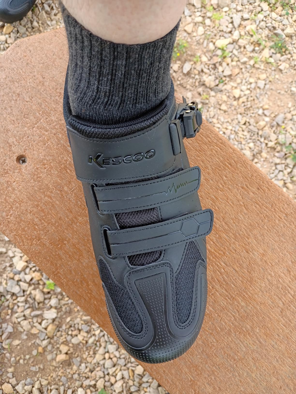 KESCOO Mens Mountain Bike Shoes with 2-Bolts SPD Cleats Included, Cycling Shoes with Quick Ratchet Buckle Indoor Outdoor Riding Biking customer photo 1