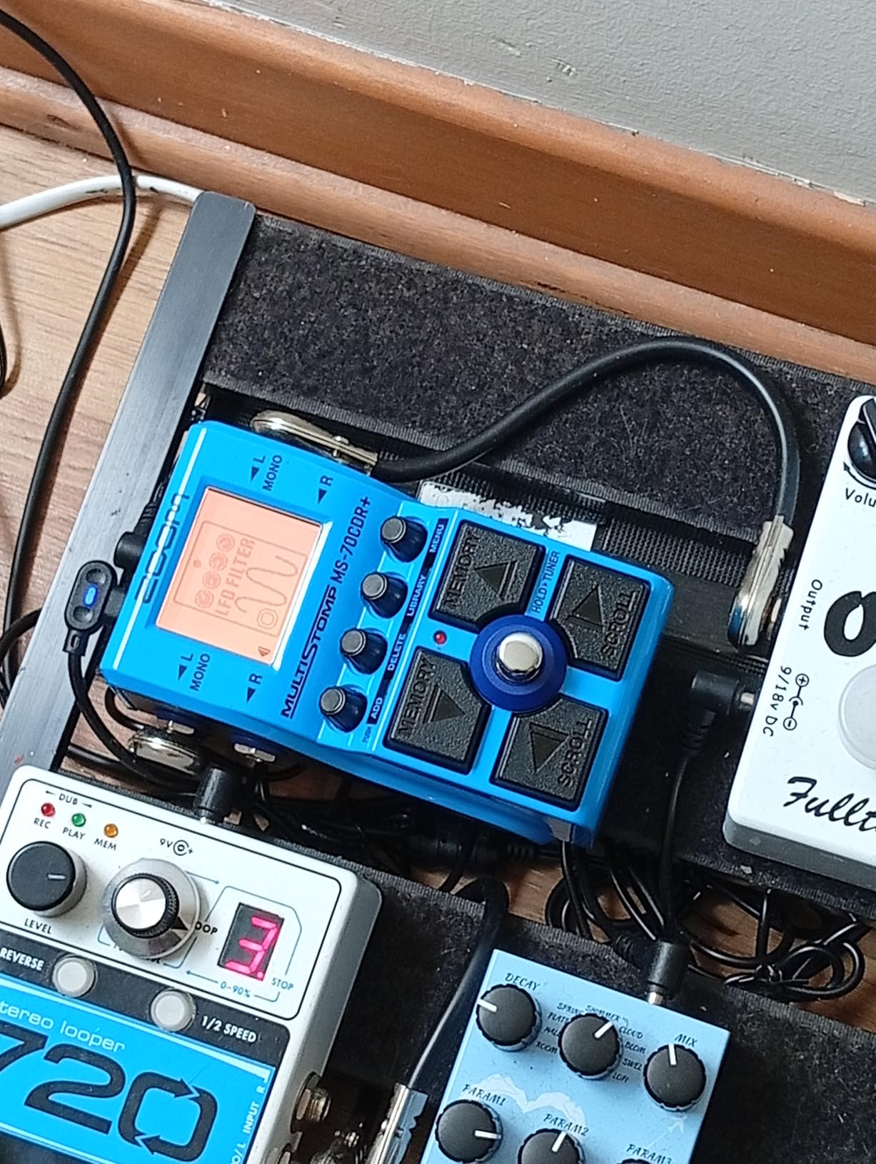 Zoom MS-70CDR+ MultiStomp for Guitarists with Chorus, Delays & Reverbs | 140+ Effects, Stereo I/O, Effect Chaining, Built-In Tuner, Battery Powered customer photo 1