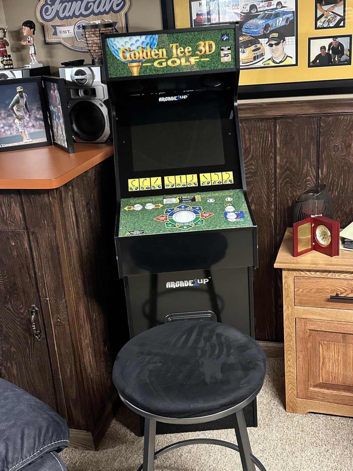 Arcade1Up Golden Tee 3D Deluxe Home Arcade Console, Over 5-Foot Video Game Machine with Trackball Controller and 8 Classic Golf + Bowling Games customer photo 1