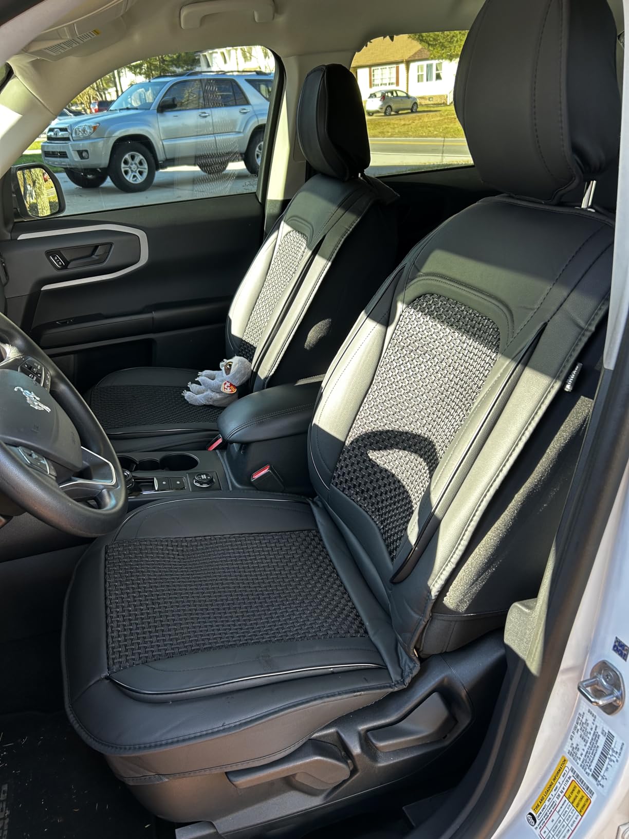 IKABEVEM Car Seat Covers Fit for GMC Yukon 2007-2026 Front Seat Cooling Ice Silk Leather Automotive Seat Cover Ventilated Vehicle Seat Cushion Protector customer photo 1