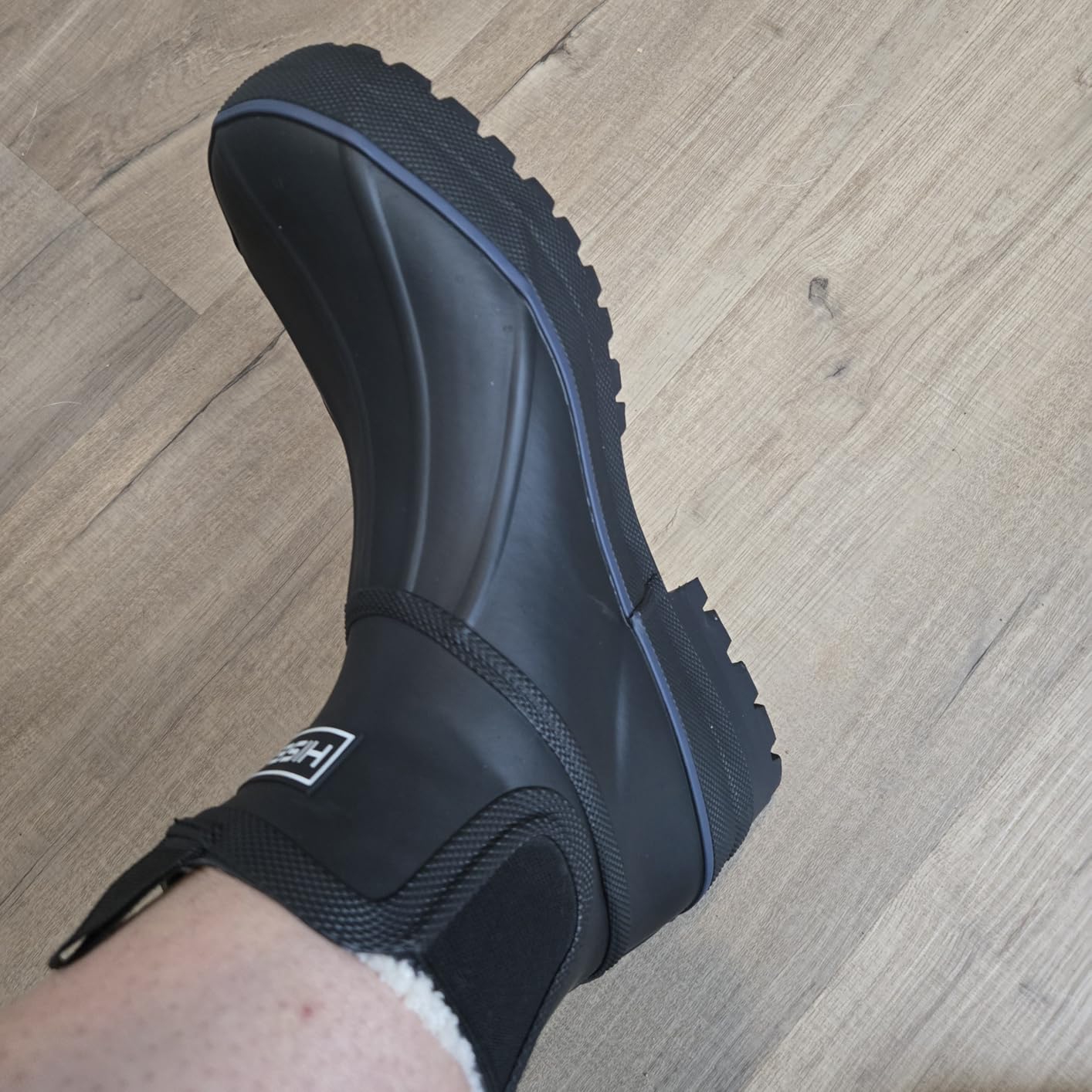 HISEA Women's Duck Chelsea Rain Boots Waterproof Short Garden Boot Outdoor Mud Boots customer photo 2