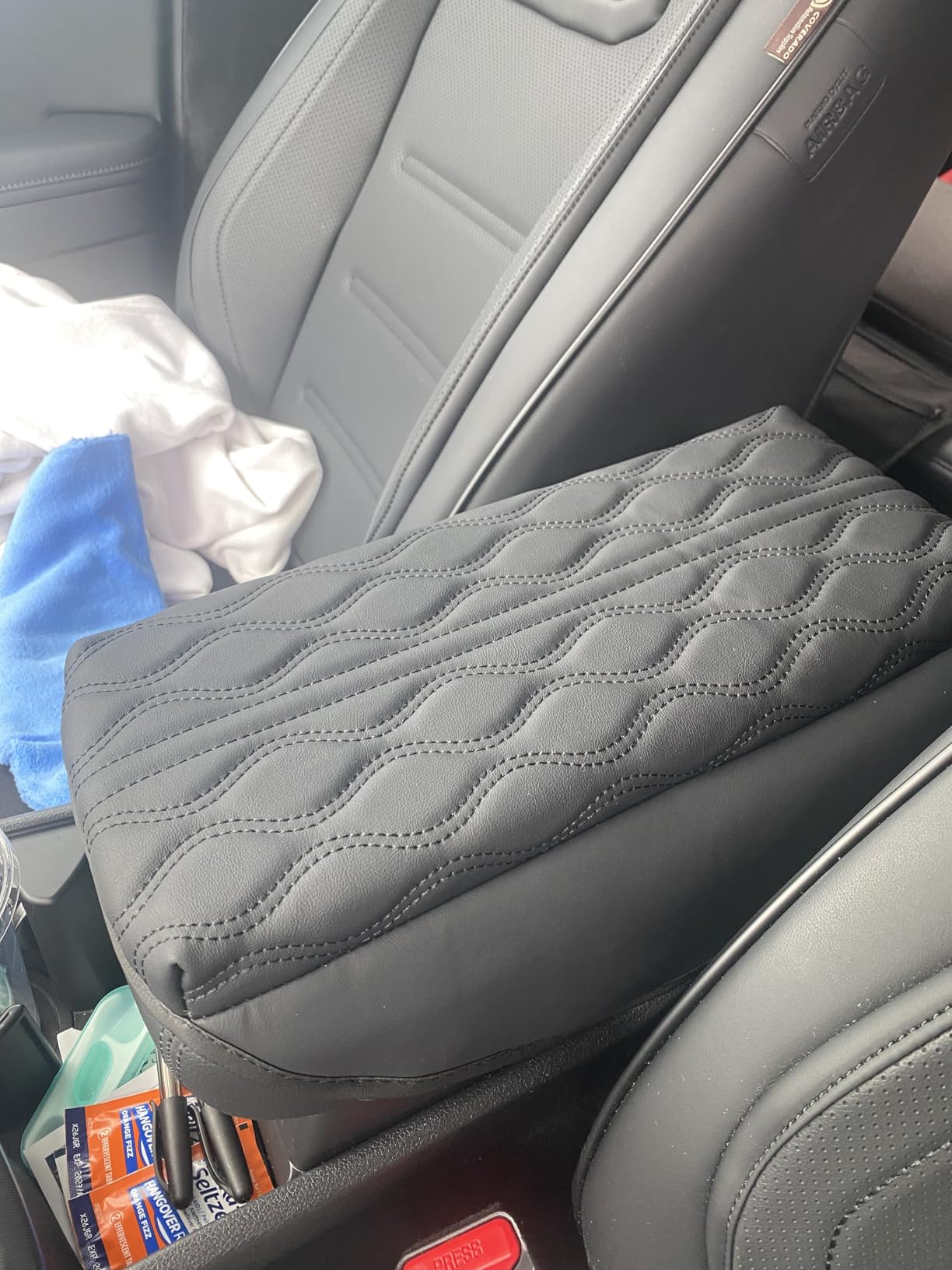 Autorder Center Console Cover for 2018-2024 Chevrolet Traverse Accessories Armrest Cushion Cover Nappa Leather Middle Console Covers Traverse Console Cushion Pad Anti-Scratch customer photo 2