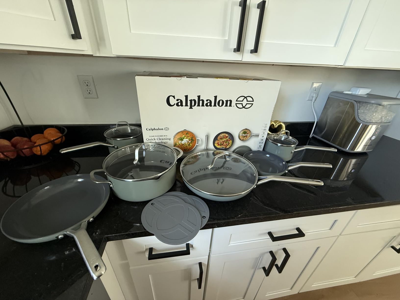 Calphalon Ceramic Nonstick 12-pc. Cookware Set customer photo 2