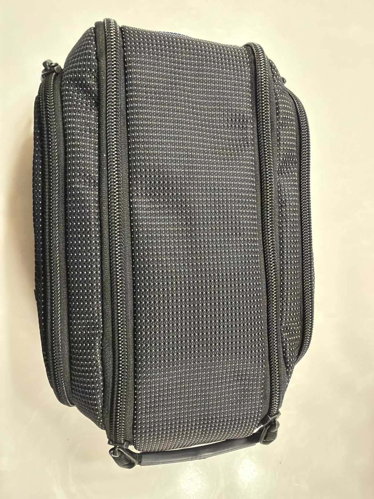 Thule Crossover 2 Toiletry Bag, Easy Access Wide-Opening, Small Item Organization, Easy to Clean, Hanging Design customer photo 2