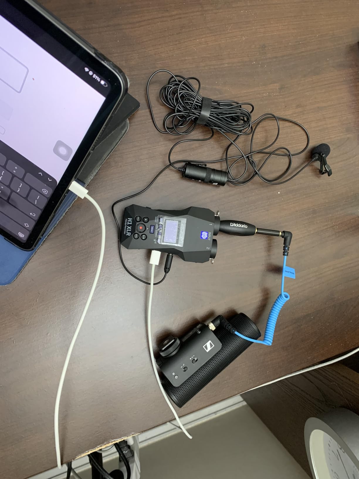 Zoom H1 XLR 2-Channel Recorder for Filmmakers, Musicians & Podcasters | Clip-Free Audio with 32-Bit Float, Stereo Recorder, 2 Locking XLR/TRS Inputs, 3.5mm Stereo Mic/Line In customer photo 1