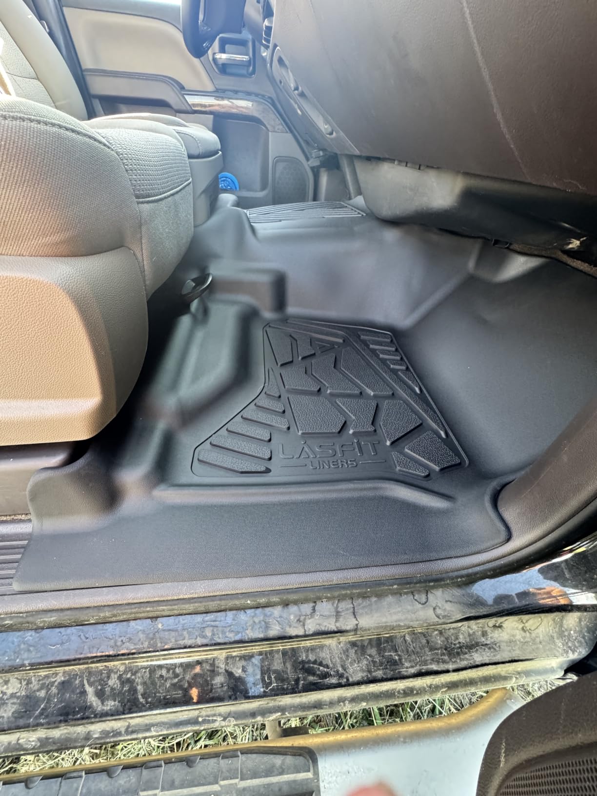LASFIT Floor Mats & Cargo Liner 2021-2026 & Only 7 Seats (Not for 8/9 Seats) for Chevy Suburban/GMC Yukon XL(Only Yukon XL, Not Fit Yukon)/Cadillac Escalade ESV(Only Escalade ESV, Not Fit Escalade) customer photo 2