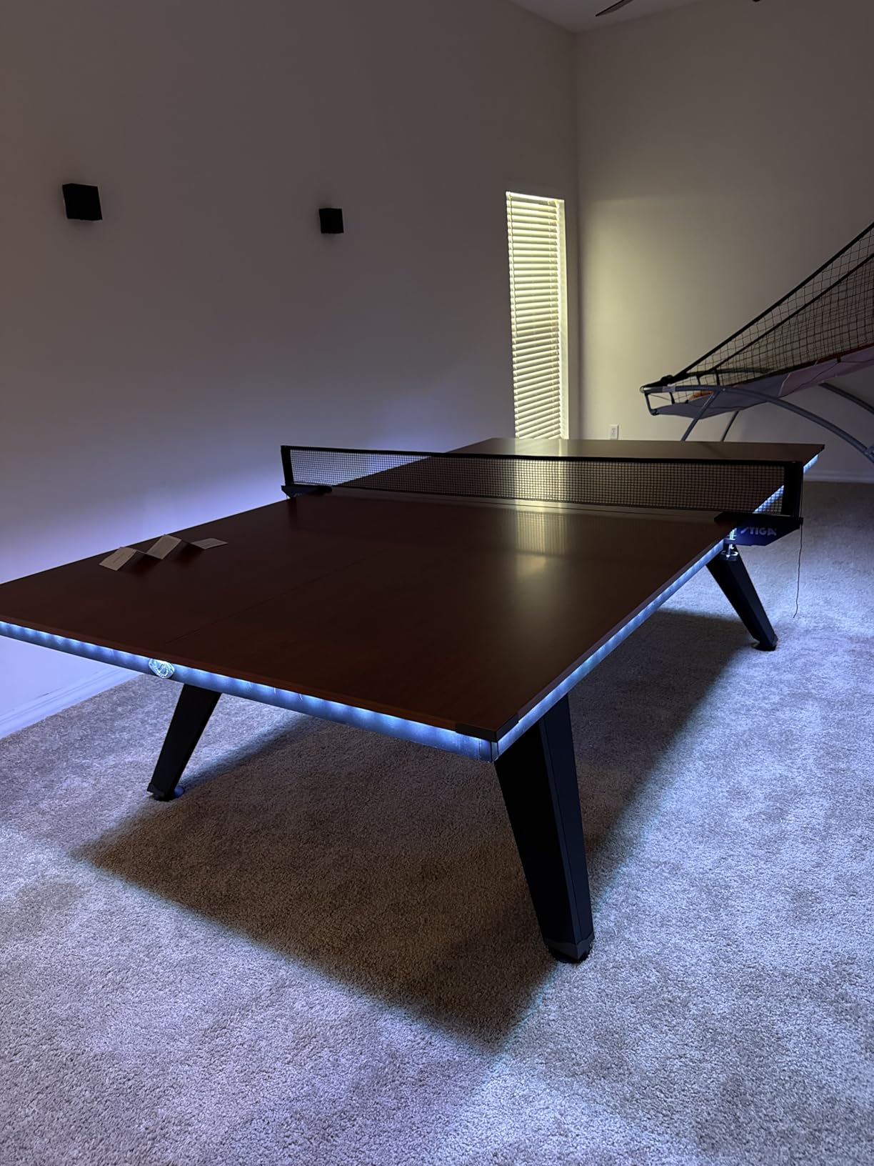 STIGA Ultra Indoor Table Tennis Table - 18mm Woodgrain Ping Pong Table with Steel Frame, Tournament Net & Post, Adjustable Leg Levelers, Modern Furniture-Style Design customer photo 2