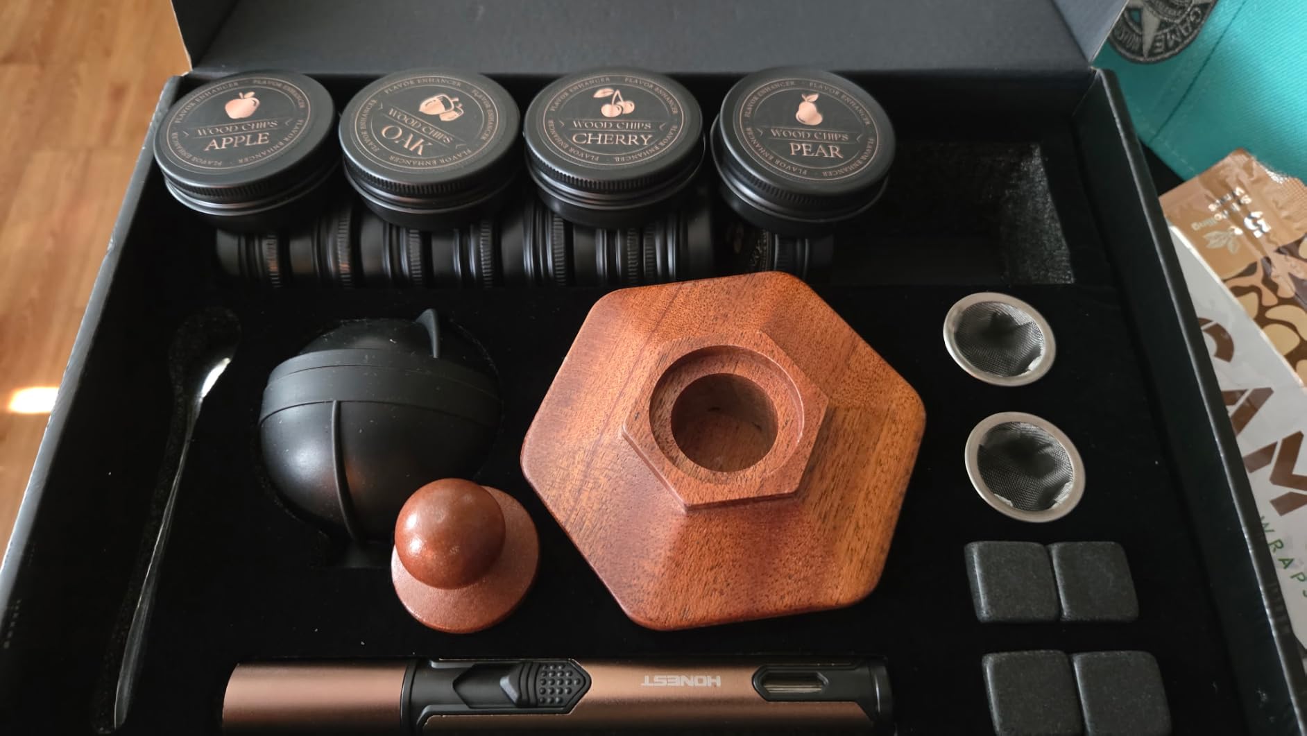 23Pcs Whiskey Smoker Kit with Torch-12 Wood Chips, Ice Ball Mold, Cocktail Smoker Infuser Kit, Old Fashioned Drink Smoker Kit, Birthday Bourbon Whiskey Gifts for Men,Dad,Him, Valentine's Day Gifts customer photo 2