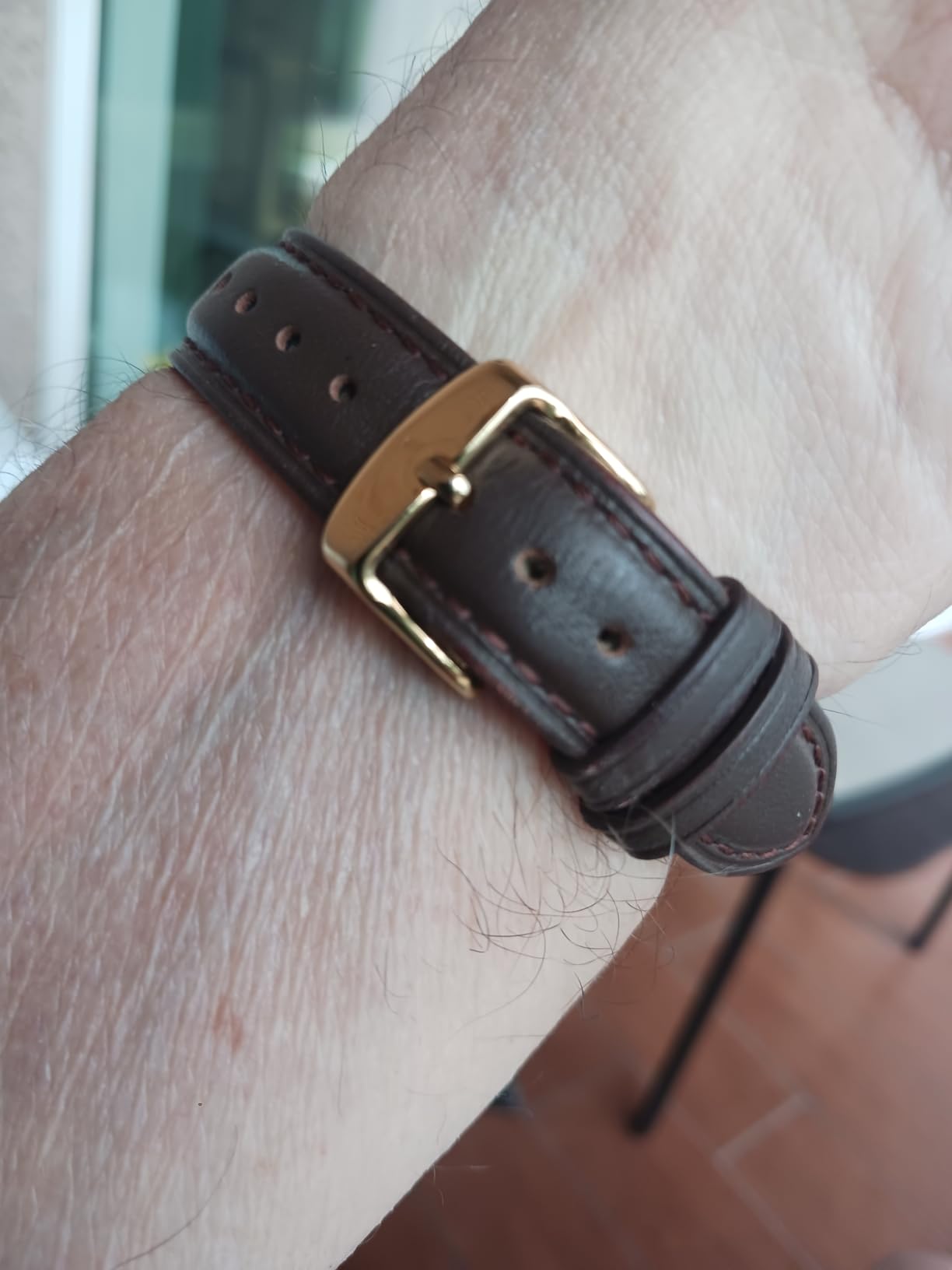 WOCCI 20mm Vintage Leather Watch Band for Men and Women, Gold Buckle (Gold Brown) customer photo 2
