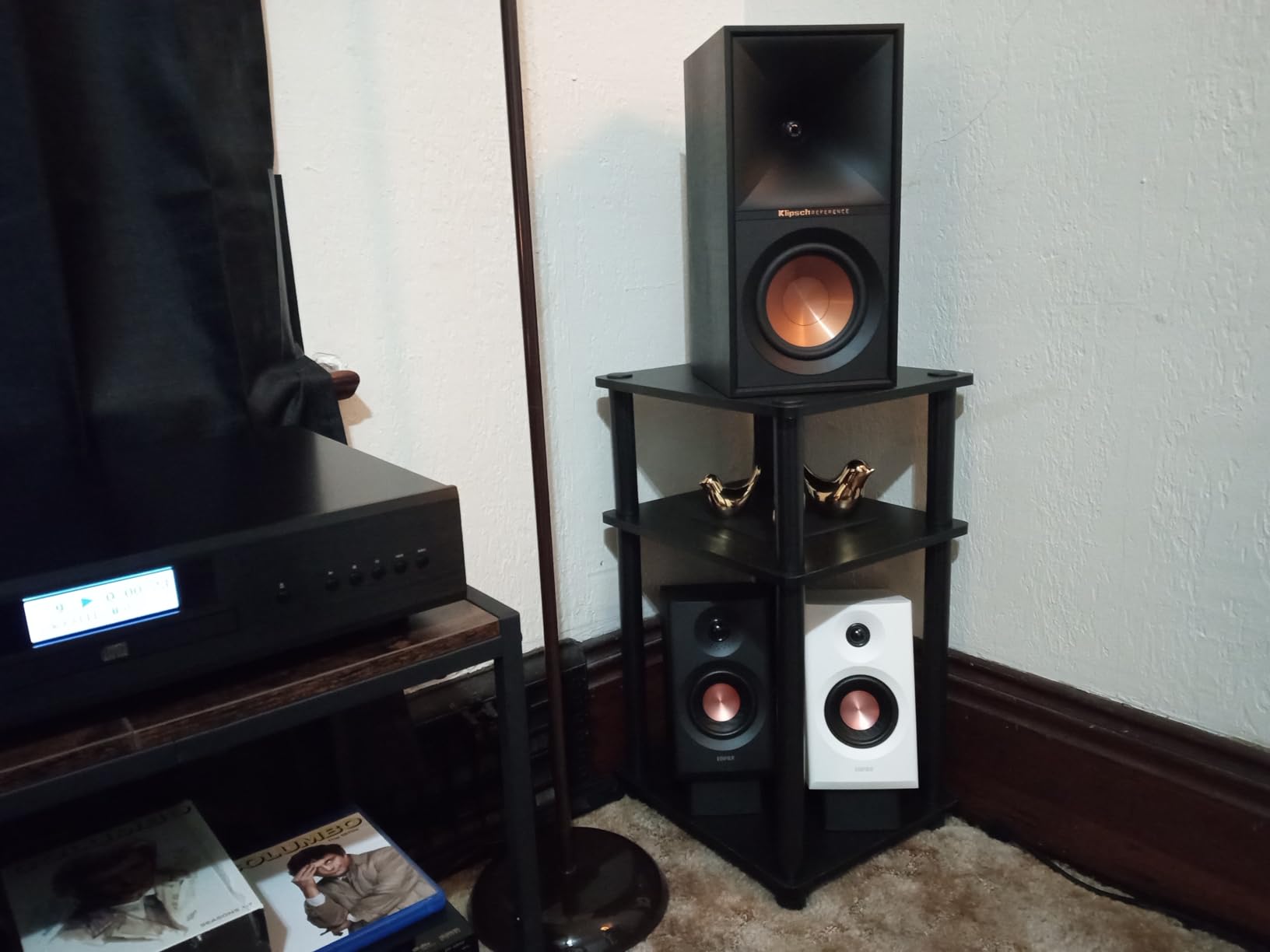 Edifier MR3 Powered Studio Monitor Speakers, Hi-Res Audio Certified Bluetooth V5.4 Active Bookshelf Loudspeakers, 2.0 Computer Speaker with Headphone Output RCA AUX Balanced TRS Input - Black (Pair) customer photo 1