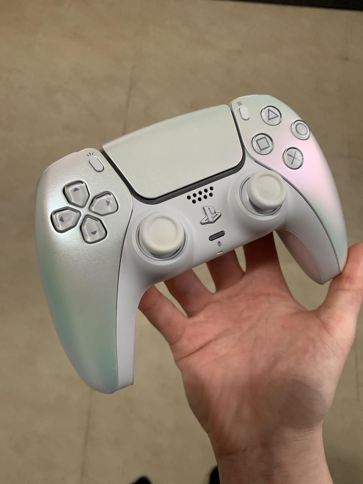 PlayStation DualSense Wireless Controller - Chroma Pearl customer photo 2
