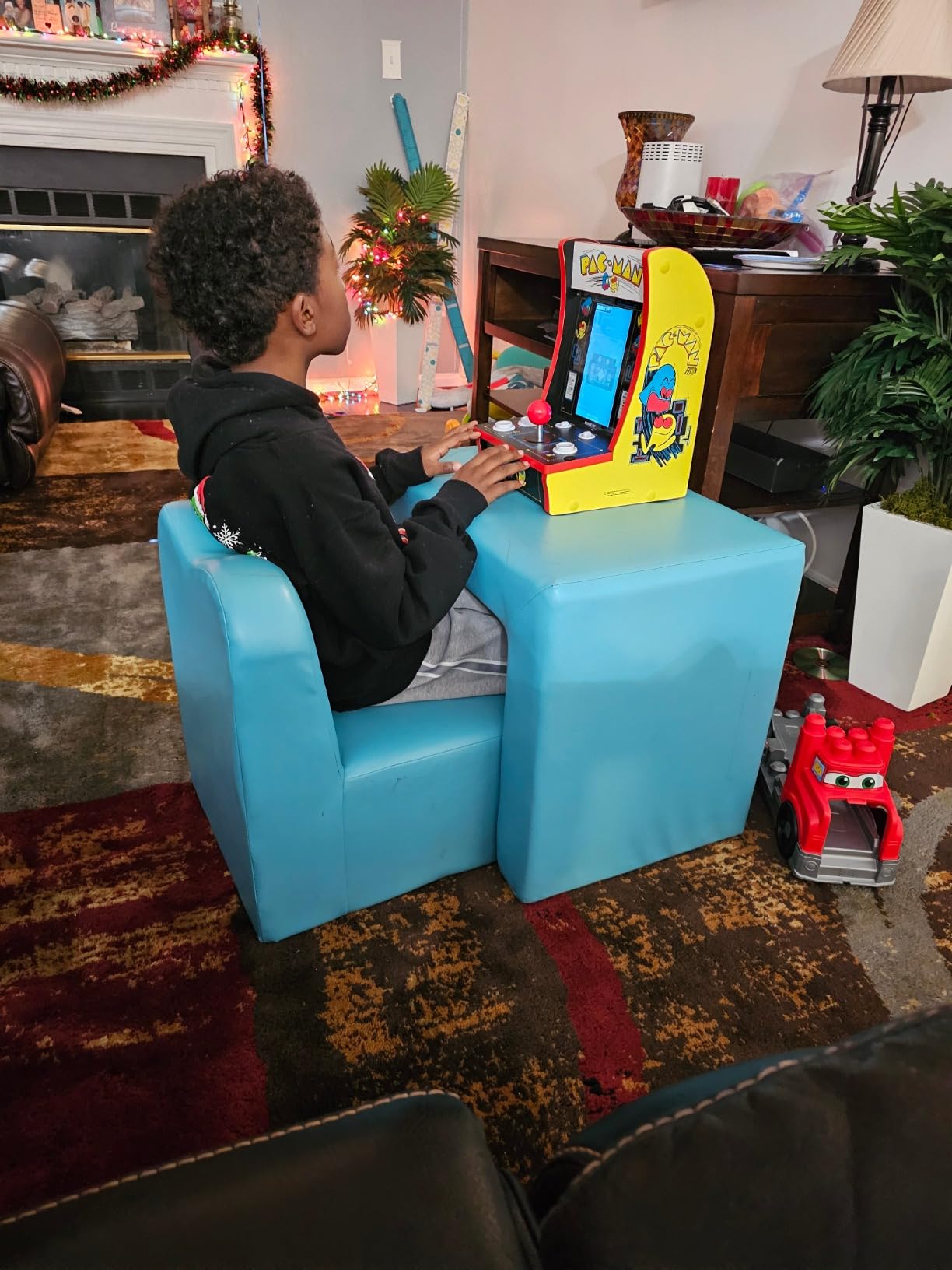Arcade1Up Pac-Man Countercade Countertop Arcade Machine, 3 Retro Games | 7-Inch LCD Screen and Full Size Real Feel Joysticks and Buttons customer photo 2