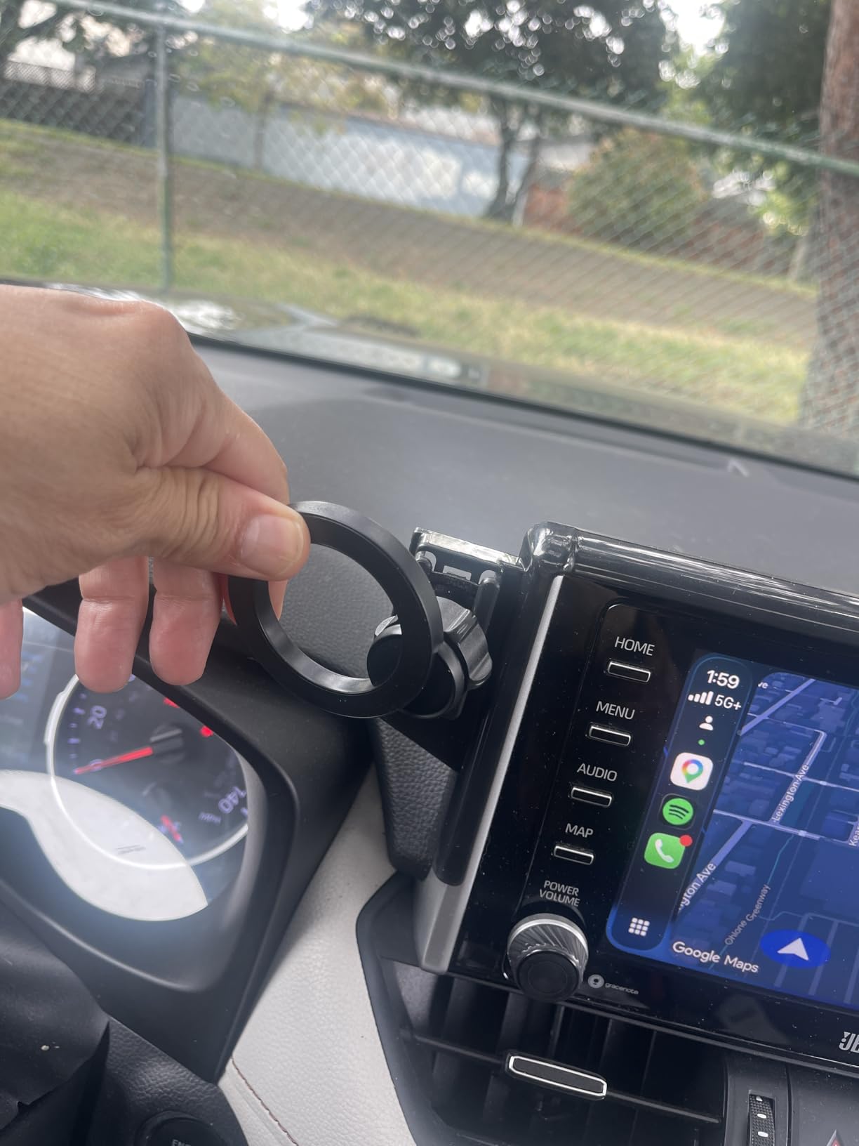 Car Phone Holder for Toyota RAV4 2019-2025 Accessories, 7/8