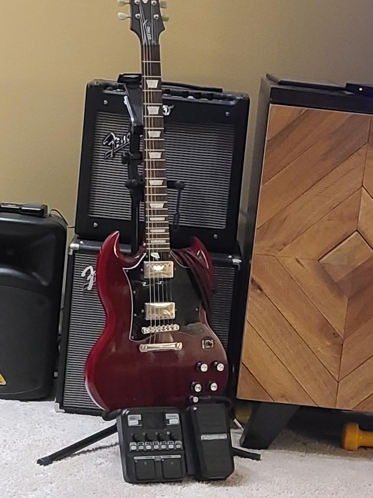 Flatsons KMF-1 Guitar Pedal, 77 Effects Guitar Multi Effects Pedal with 50 Preset, 42 Drum Rhythm, 18 Amp/Cab, Upgraded Color Screen, Aux In, Guitar Tuner Looper Expression Wah Volume Distortion Pedal customer photo 2