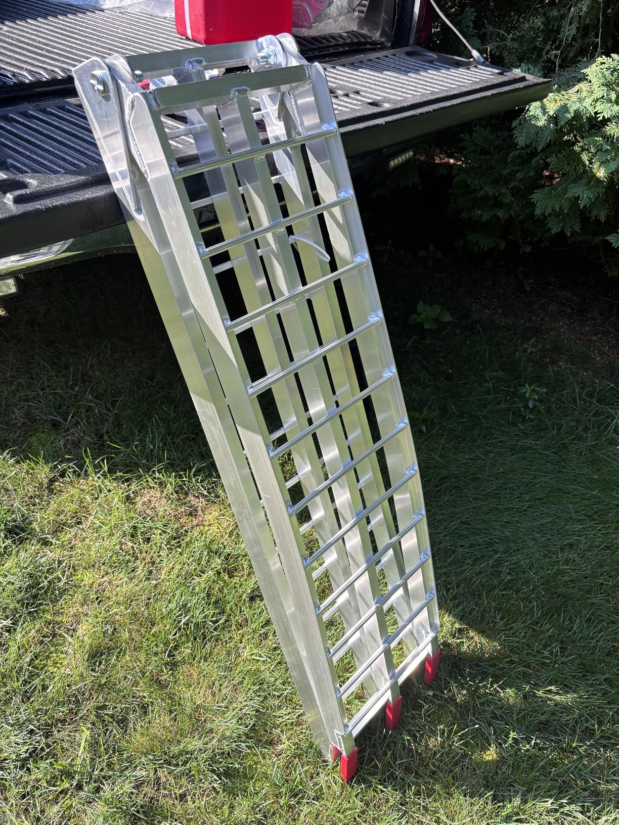 Loading Ramps, 900 lb Capacity Aluminum Folding Motorcycle Ramps for Pickup Trucks Bed, Trailers Ramp with Load Straps for Wheelbarrow, Mountain Bikes, Electric Bikes, Motocross, Scooters, 1Pc customer photo 1