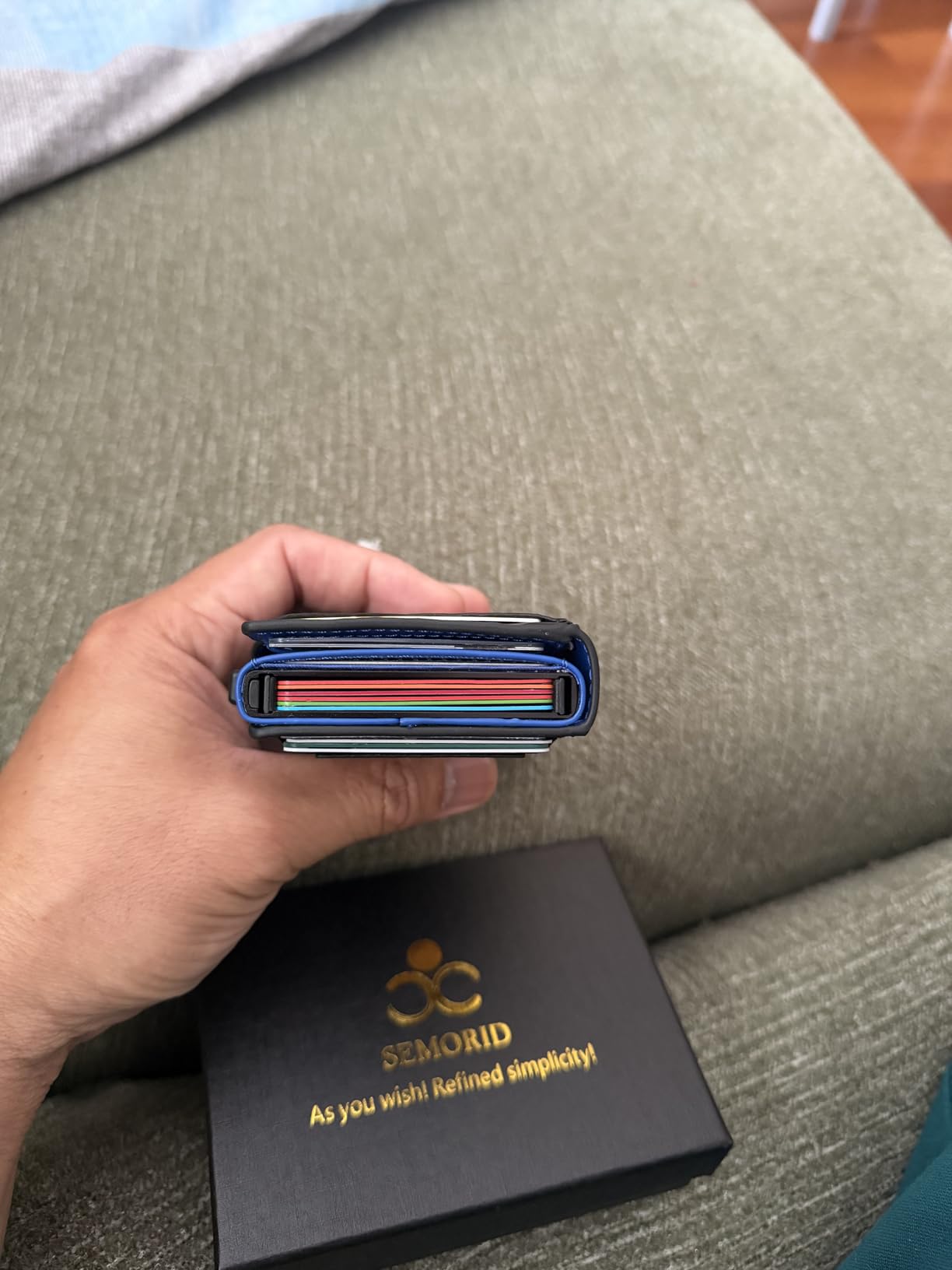Wallet for Men Wallet with Slim Pop Up Card Holder 9-13 Cards, Bifold Minimalist Smart Wallet RFID Blocking Credit Card Holder with ID Window and Stretchable Cash Slot Compact Metal Aluminum Card Case customer photo 1