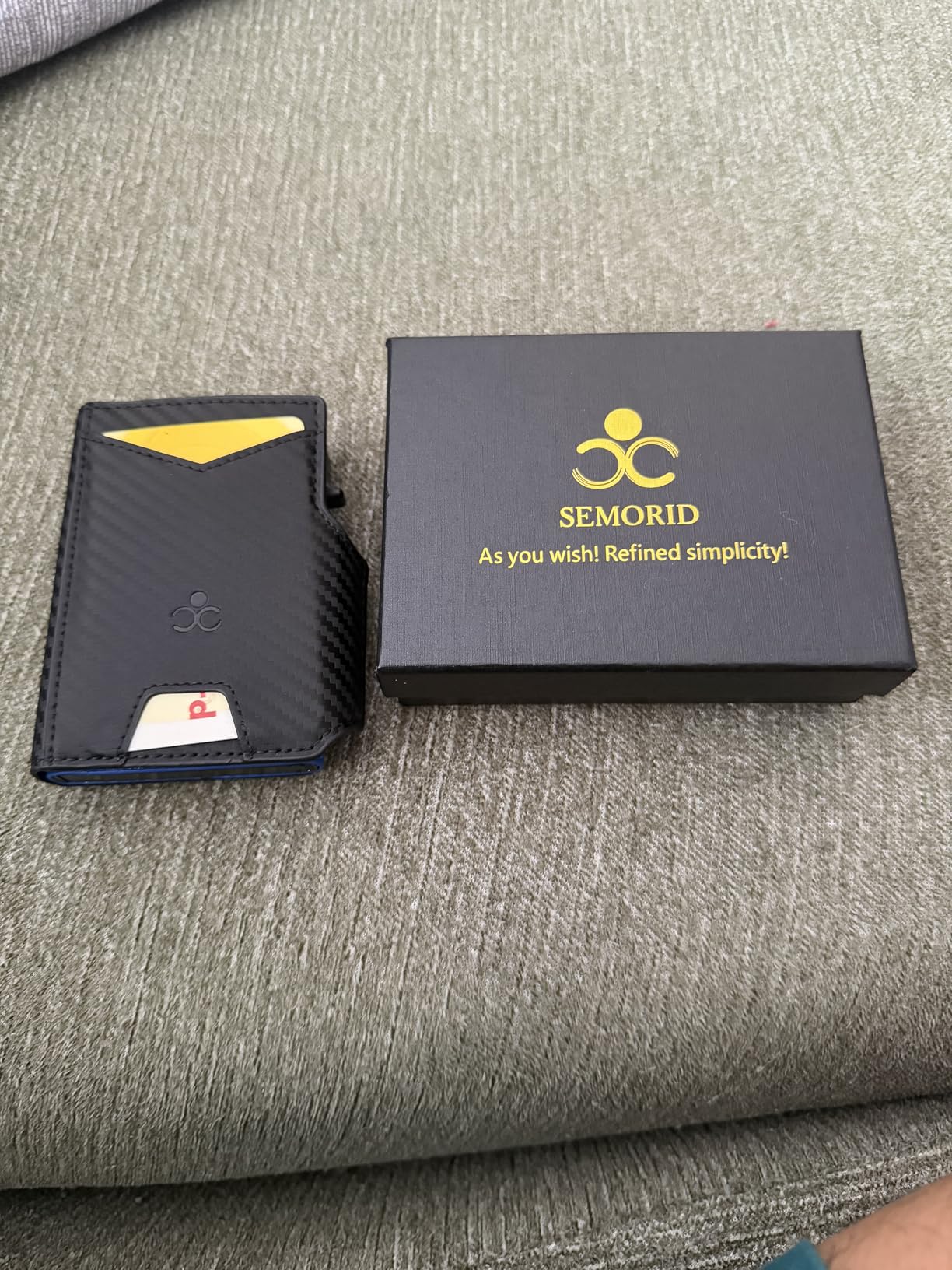 Wallet for Men Wallet with Slim Pop Up Card Holder 9-13 Cards, Bifold Minimalist Smart Wallet RFID Blocking Credit Card Holder with ID Window and Stretchable Cash Slot Compact Metal Aluminum Card Case customer photo 2