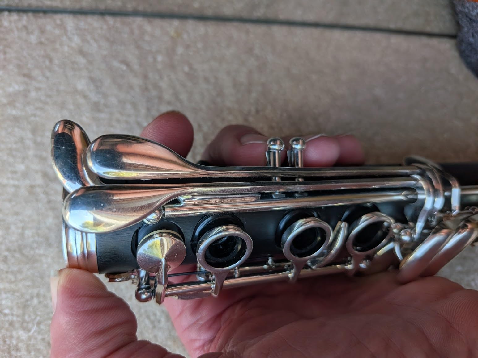 Herche Clarinet Bb Superior X5 - Upgraded - Educator Approved - Intermediate - ABS Resin - Silver-Plated Nickel-Silver Keys - Free Service Plan customer photo 1