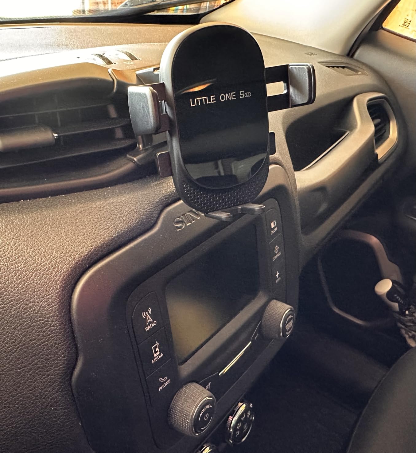 Car Phone Holder for Jeep Renegade 2015-2023 Auto Accessories, Auto Lock Hands Free Cell Phone Mount customer photo 1