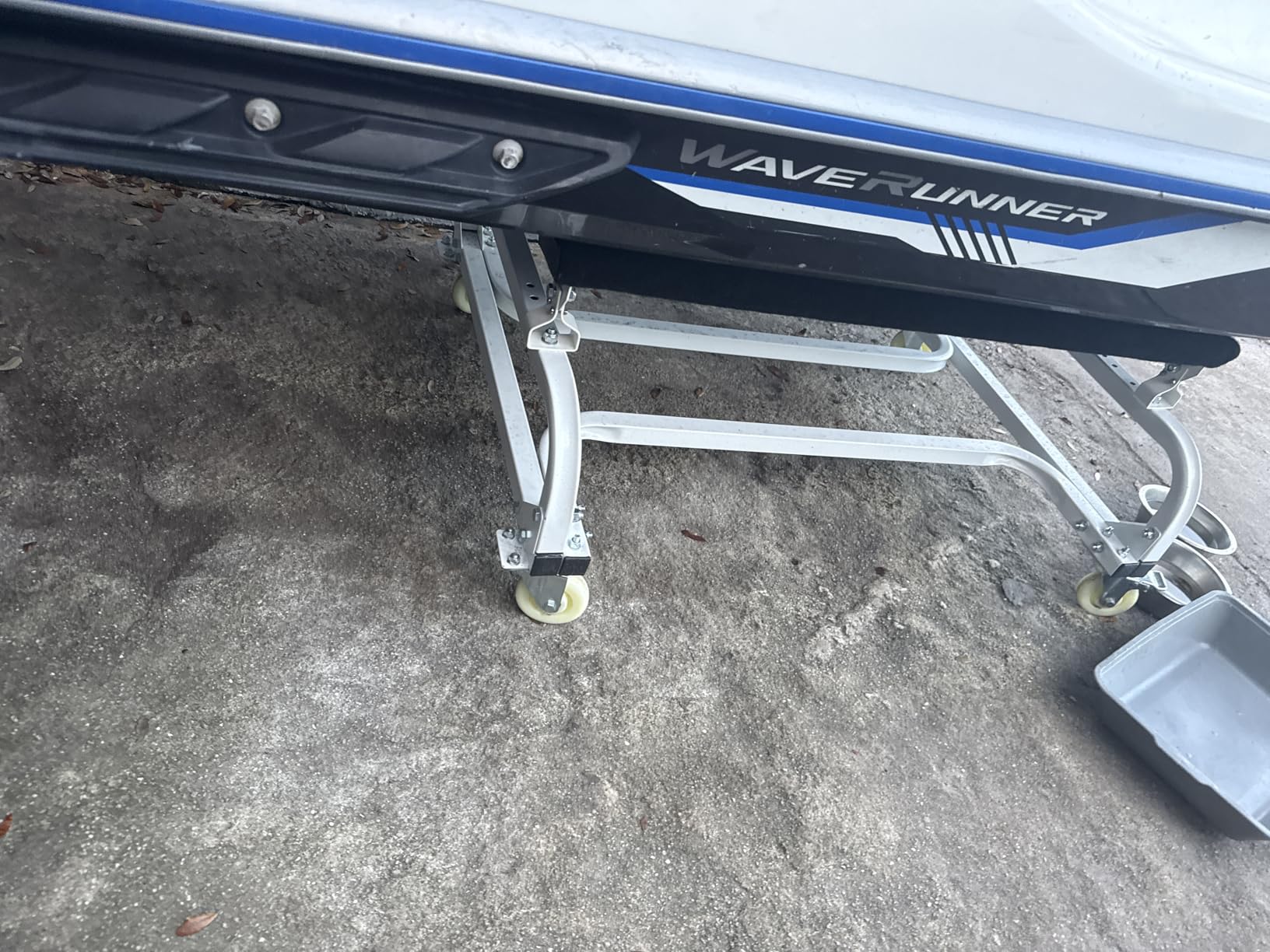 VEVOR Watercraft PWC Dolly, 1300 lbs Load Capacity, Jet Ski Stand PWC Cart for Moving Watercraft, Adjustable Bunks with 4 Casters & 2 Brakes, Heavy-Duty Jet Ski Cart for Kayaks, Jet Skis, Speedboats customer photo 2