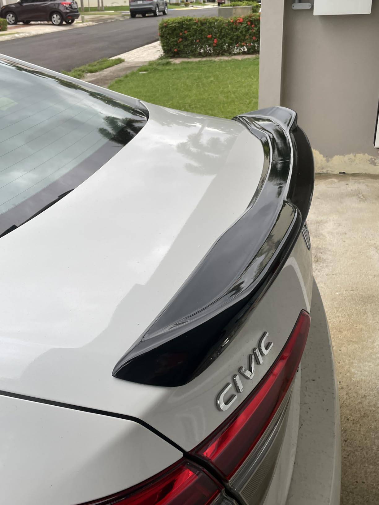 Rear Spoiler Wing Compatible with 2022 2023 2024 2025 2026 Honda Civic Sedan Sport Rear Trunk Spoiler Wing Lip for Honda Civic Sedan Accessories (Glossy Black) customer photo 2