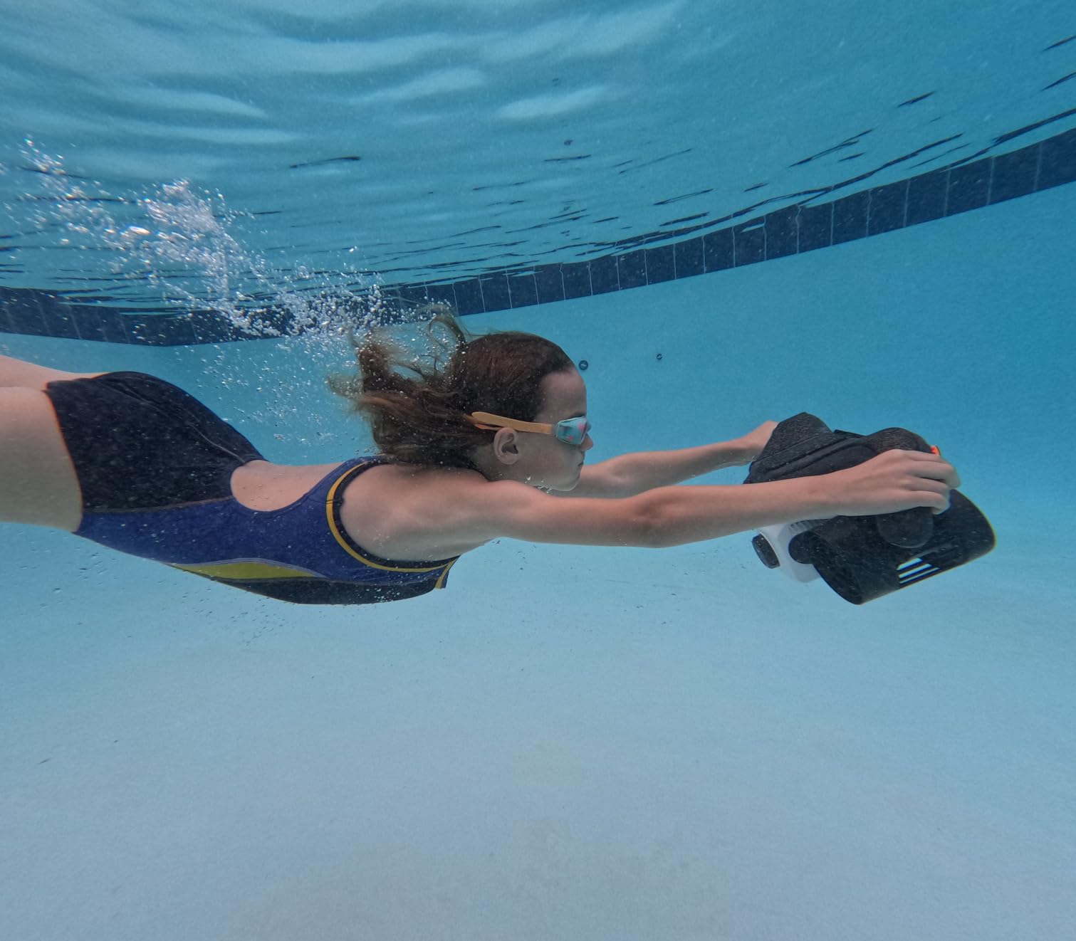 LEFEET C1 Underwater Scooter, Dual-Motor Sea Scooter with 8kgf Thrust & 1.6m/s Speed, Modular Design, 100ft/30m IPX8 Waterproof, 60 Min Runtime for, Snorkeling, Scuba Diving, Pool Activities customer photo 1