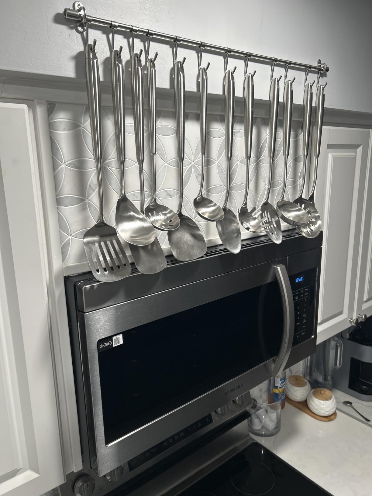 Newness 9 Pcs Cooking Utensils Set, 304 Stainless Steel Kitchen Utensils Set, Metal Kitchen Accessories, Include Soup Ladle, Slotted Skimmer Spoon, Spaghetti Spoon and Spatula, Dishwasher Safe customer photo 2