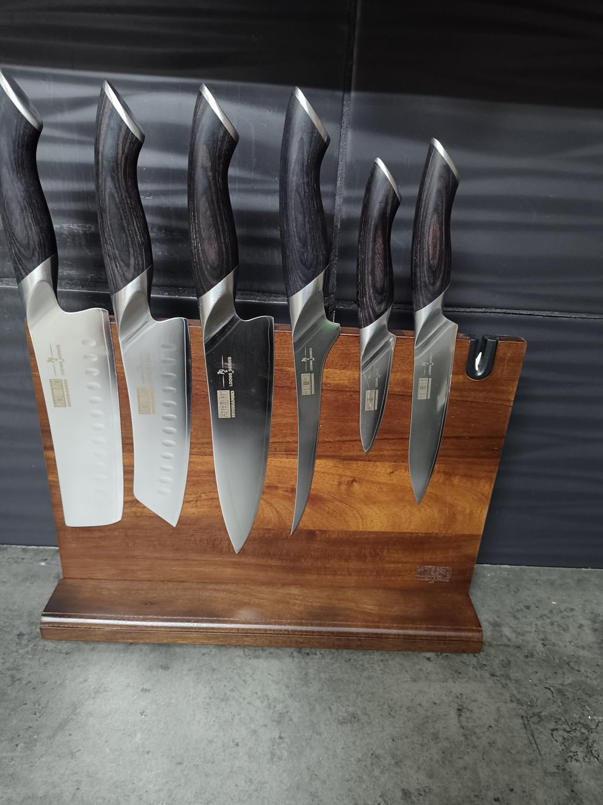 HOSHANHO 7PCS Kitchen Knife Set, Japanese Magnetic Knife Block Set | Ultra Sharp Japanese High Carbon Stainless Steel Chef Knives Sets with Block, Ergonomic Pakkawood Handle, Ideal Cooking Gift customer photo 1