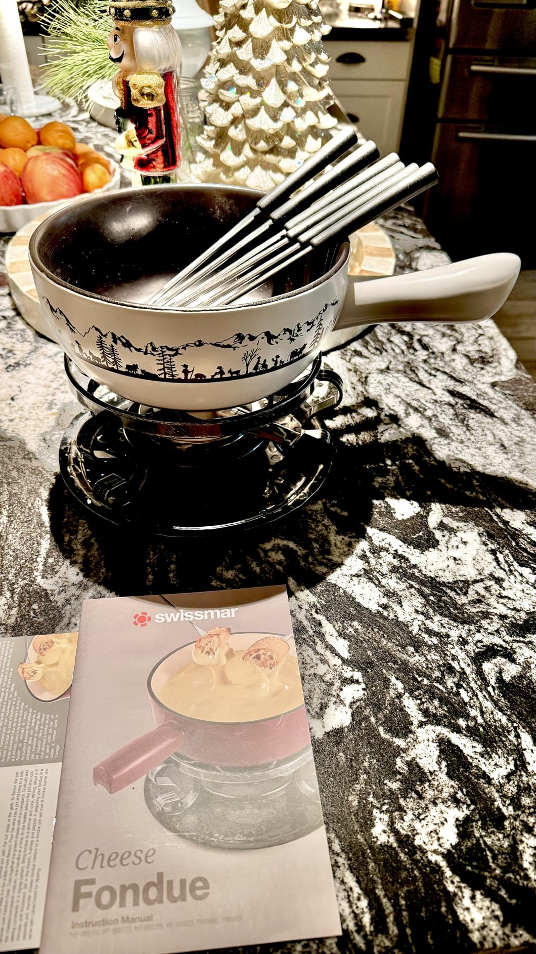 Swissmar Jura Ceramic Cheese & Chocolate Fondue Set, 2.65L / 2.8QT - 9-Piece Fondue Maker with Ceramic Pot, Forks, Burner & Beechwood Base customer photo 1