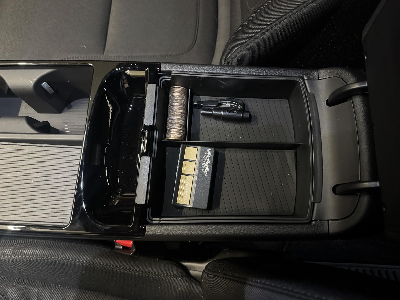 ECOZEN Center Console Organizer For 2022-2026 Hyundai Tucson Accessories - Armrest Box Organizer Tray Only Fit 2022-2026 Tucson With Automatic Transmission customer photo 1