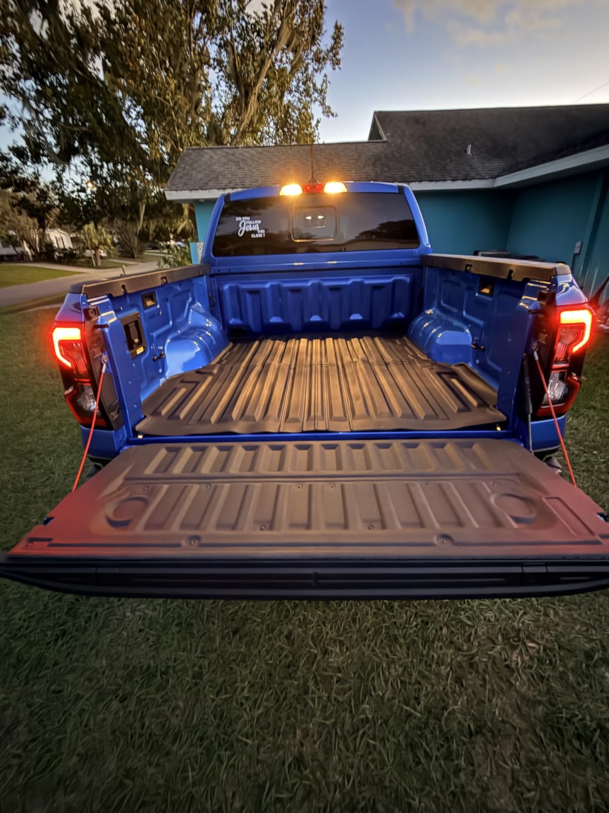 Car 5FT Bed Liner & Floor Mats for Ford Ranger SuperCrew Cab: 2026 2025 2024 All-Weather Mats Full Set for Ford Raptor with 5ft Trunk Bedmat, Anti-Slip Waterproof Protection Truck Accessories customer photo 1