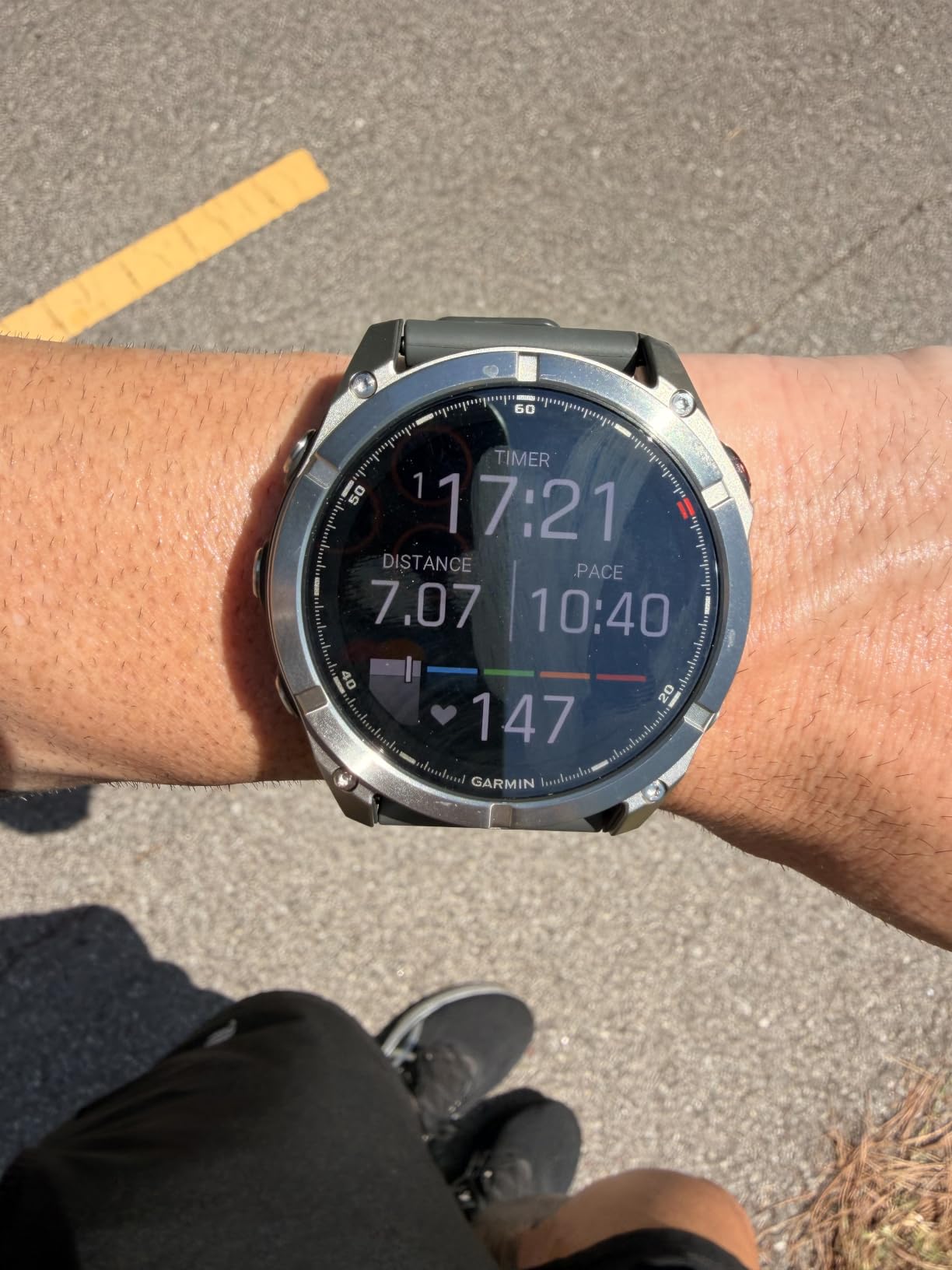 Garmin fēnix 8 Pro, 51mm, AMOLED Display, Premium Connected Multisport GPS Smartwatch, inReach Technology, Sapphire, Carbon Gray DLC Titanium with Black/Pebble Gray Silicone Band customer photo 1