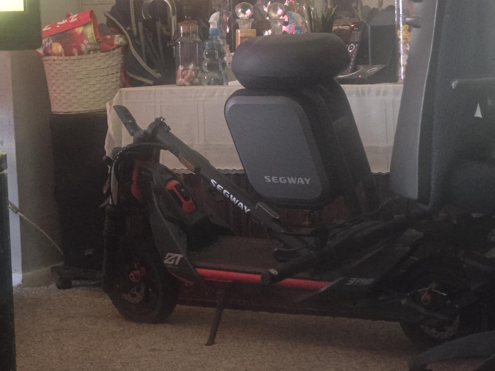 Segway eKickScooter Universal Multi-Functional Seat Kit, Compatible with E3, E3 Pro, F3, F3 Pro, ZT3 Pro, Extra-Thick Cushion, 10L Storage customer photo 1