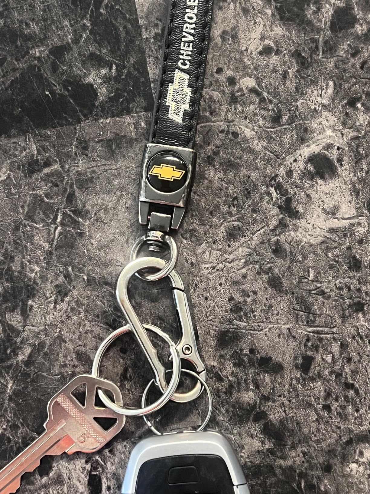 JD-Genuine Leather Car Keychain Key Chain for Men and Women Family Present Key Ring Accessories Black customer photo 2