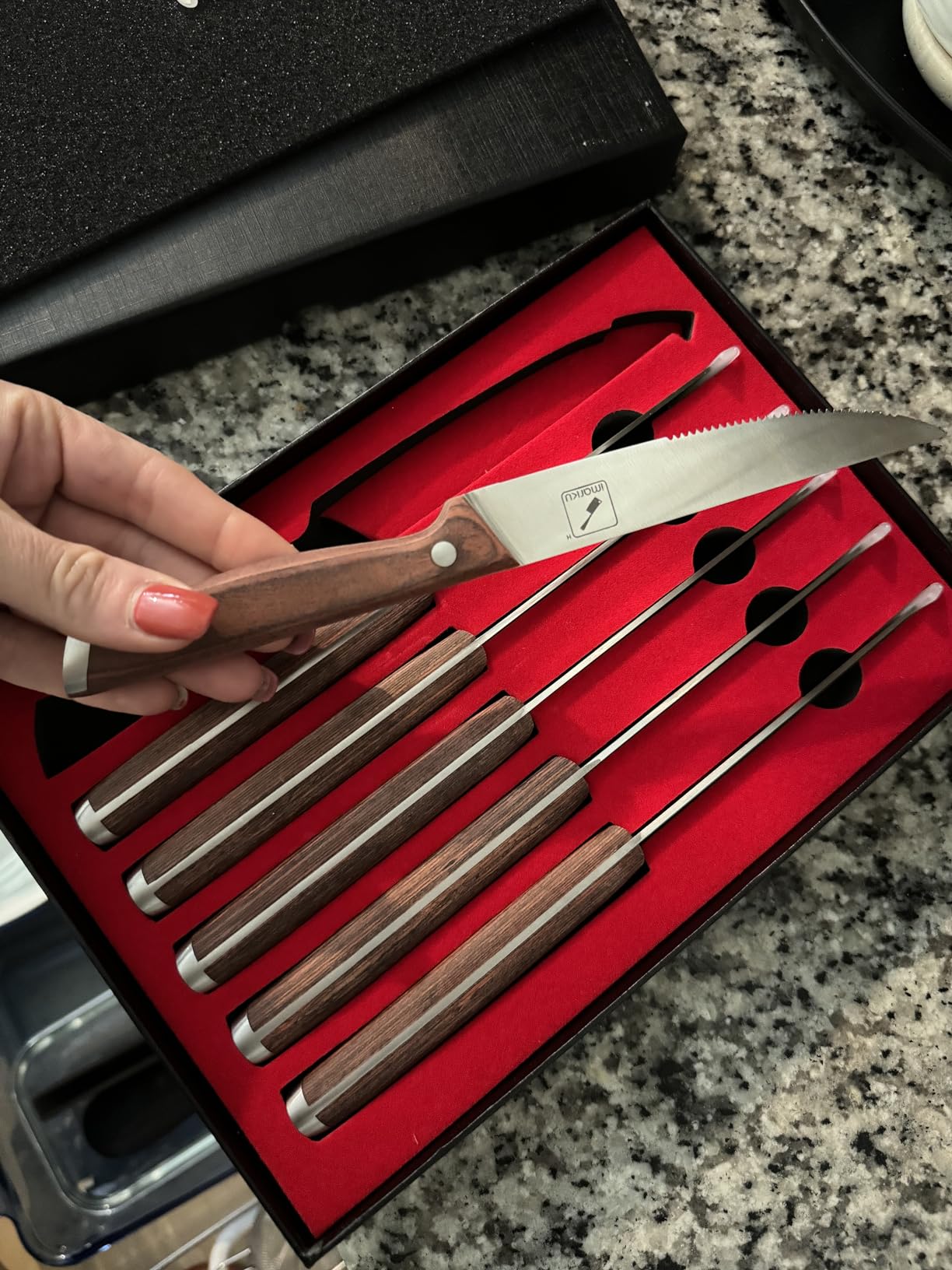 imarku Japanese Steak Knives, Steak Knives Set of 8, Stainless Steel Serrated Steak Knife, Steak Knife with Pakkawood Ergonomic Handle, Gift for Men and Women customer photo 1