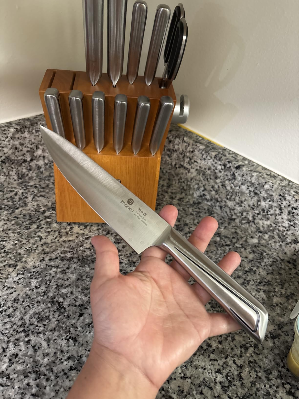 imarku 14-Piece Knife Set, Japanese Stainless Steel Knives Set for Kitchen, Full-Tang Gyutou Knife Sets with Block and Build-in Sharpener, Brown, Dishwasher Safe, House Warming Gifts for Men customer photo 1