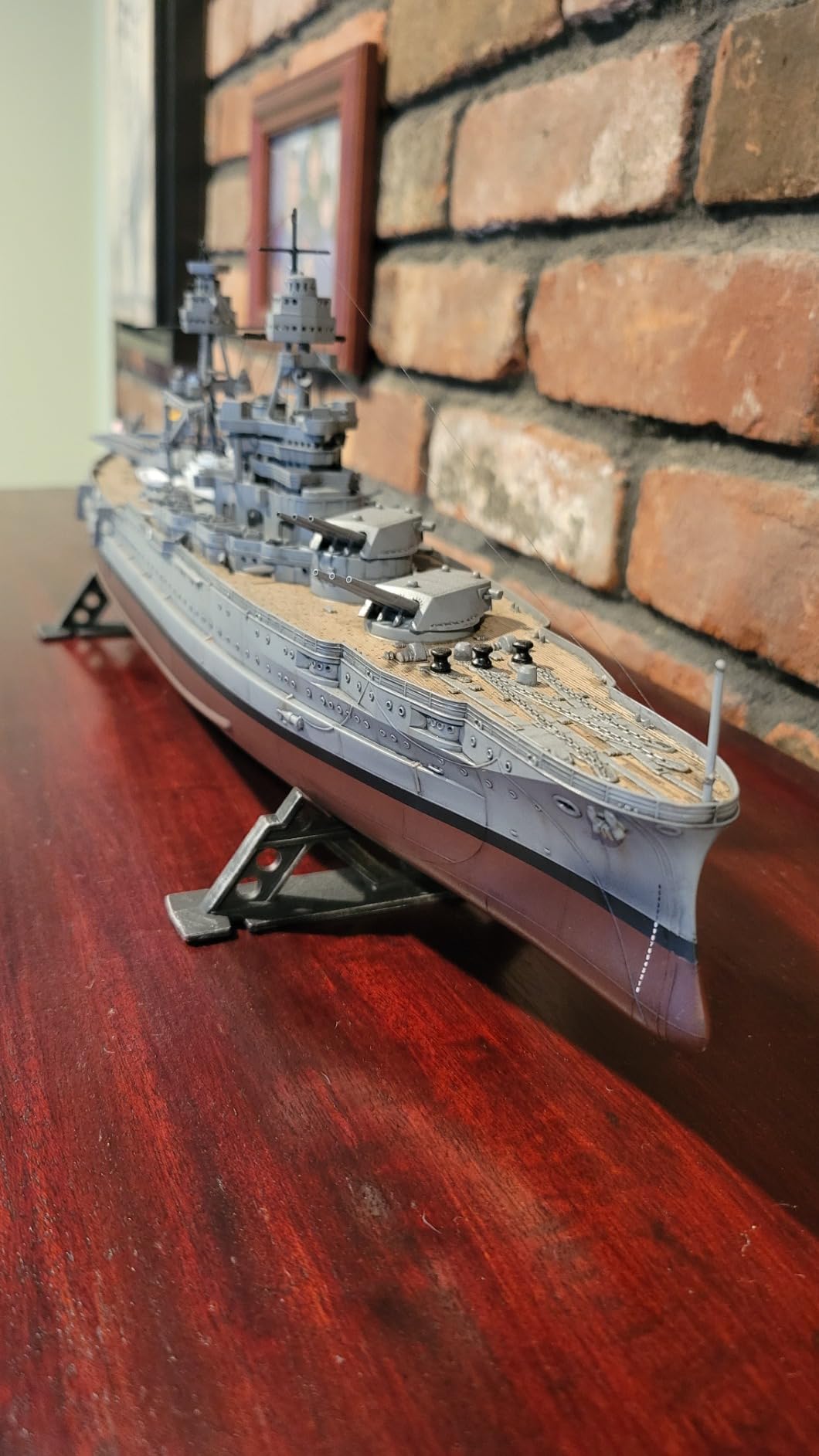 Revell 85-0302 USS Arizona Battleship Model Military Ship Kit 1:426 Scale 133-Piece Skill Level 4 Plastic Model Building Kit, Gray customer photo 1