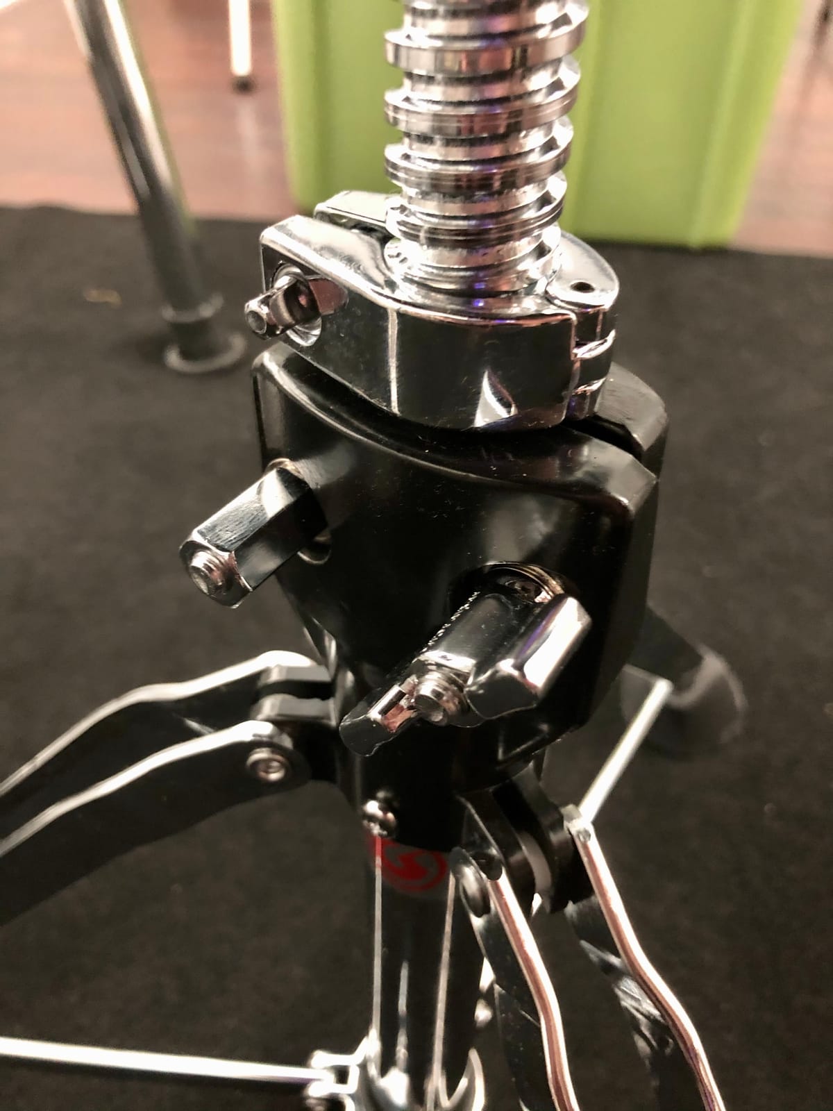 Gibraltar Drum Throne with Adjustable Height, Round Seat, Double-Braced Stool, Comfortable Cushion, Stable Tripod Base, Ideal for Practice, Studio, or Live Performance (9608) customer photo 1