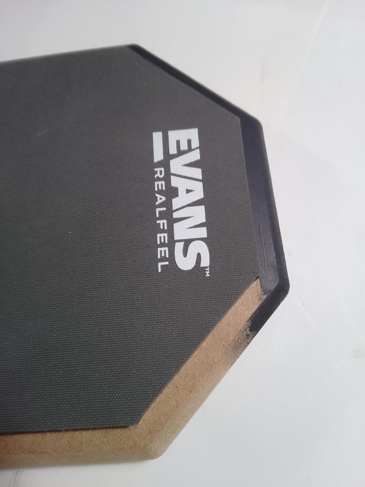 Evans RealFeel Single-Sided Drum Practice Pad, 6 Inch | RealFeel practice pads provide realistic stick response, quiet practice, durable construction, and consistent rebound. customer photo 2