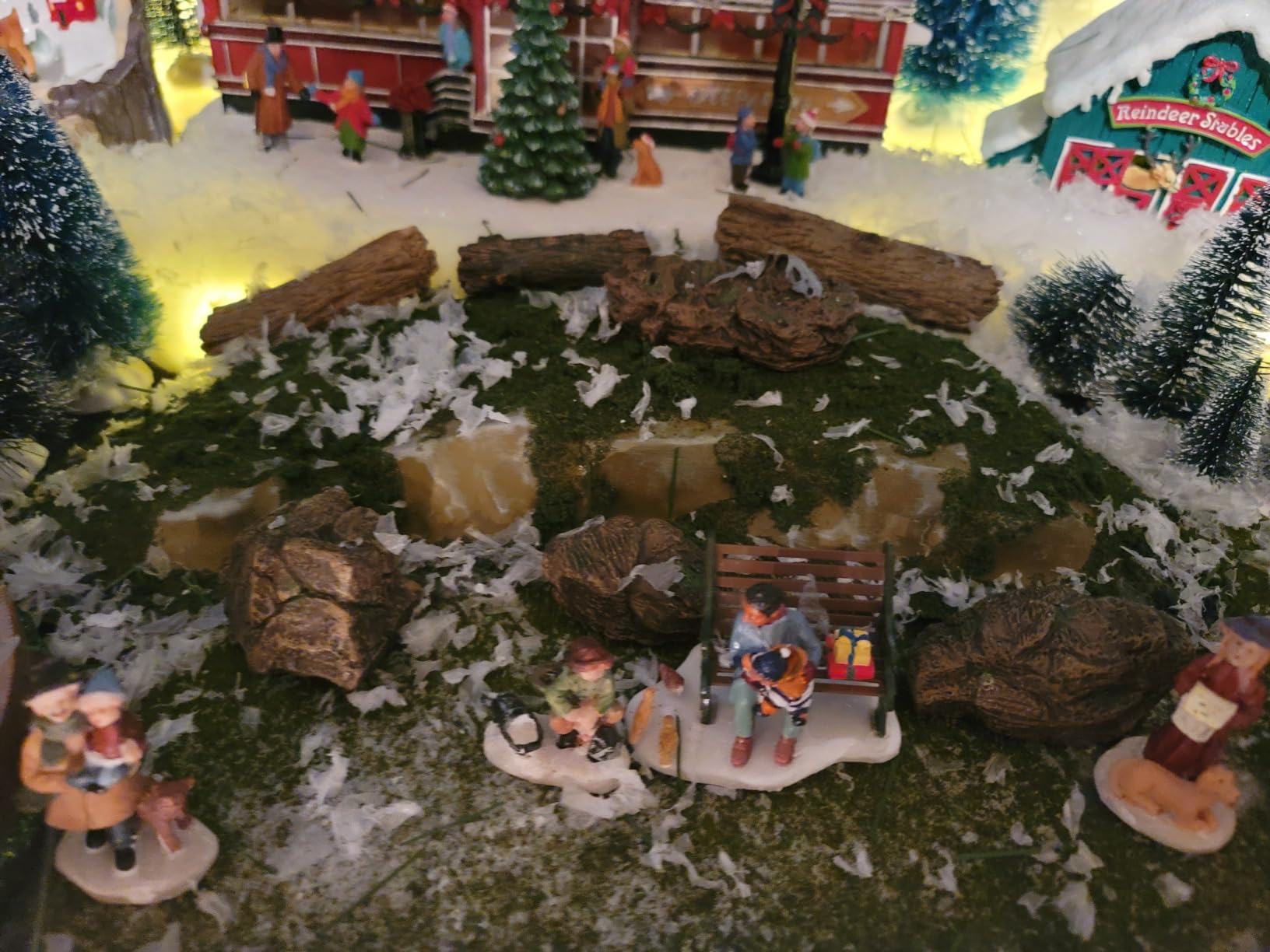Woodland Scenics C1321 Rocky Ridges Small customer photo 2