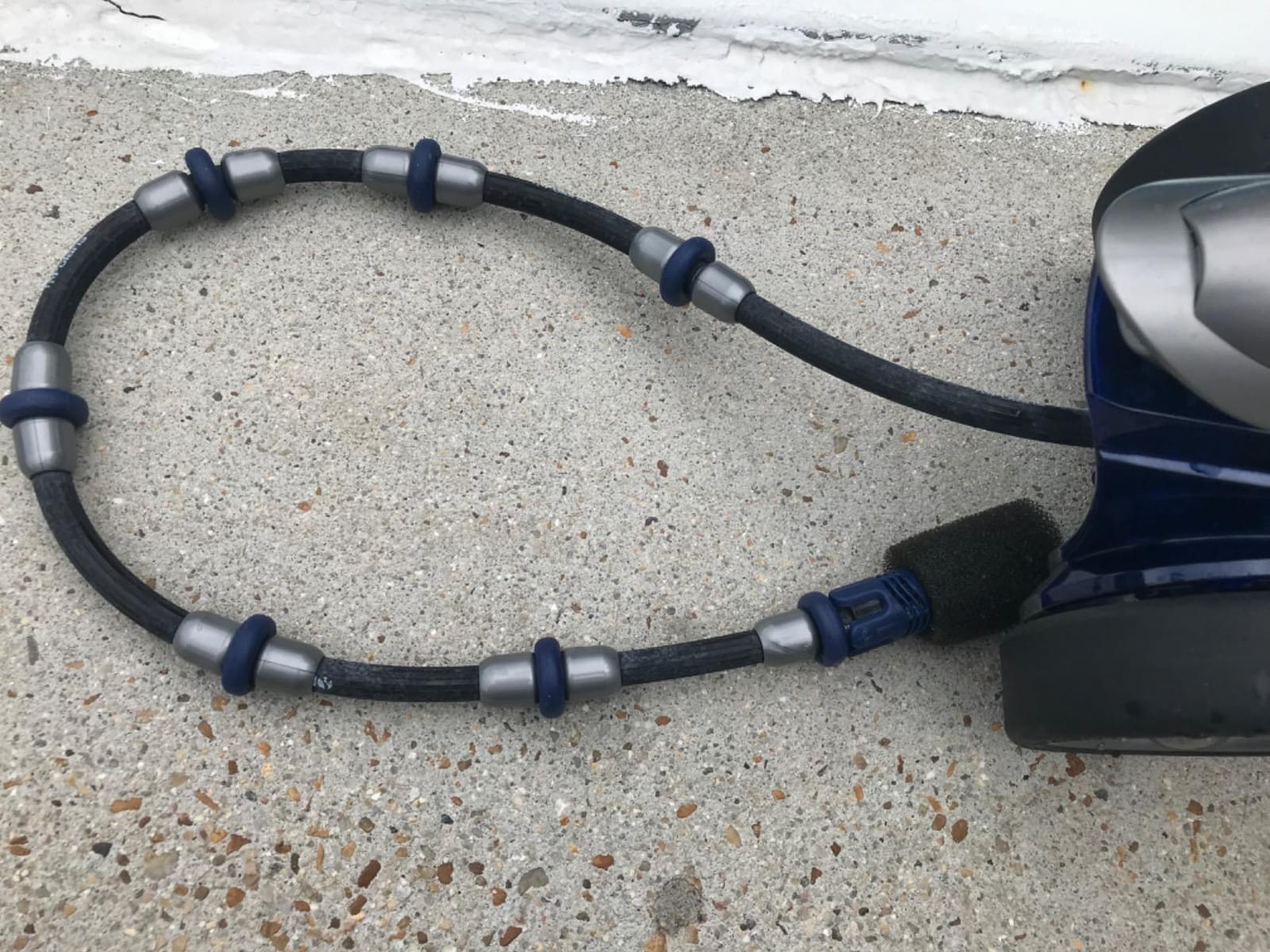 Polaris Vac-Sweep 3900 Sport Pressure Side Pool Cleaner | Booster-Pump Cleaner: All-Wheel PosiDrive, Triple Jets, Dual-Chamber SuperBag, TailSweep PRO & Auto-Reverse, All In-Ground customer photo 2