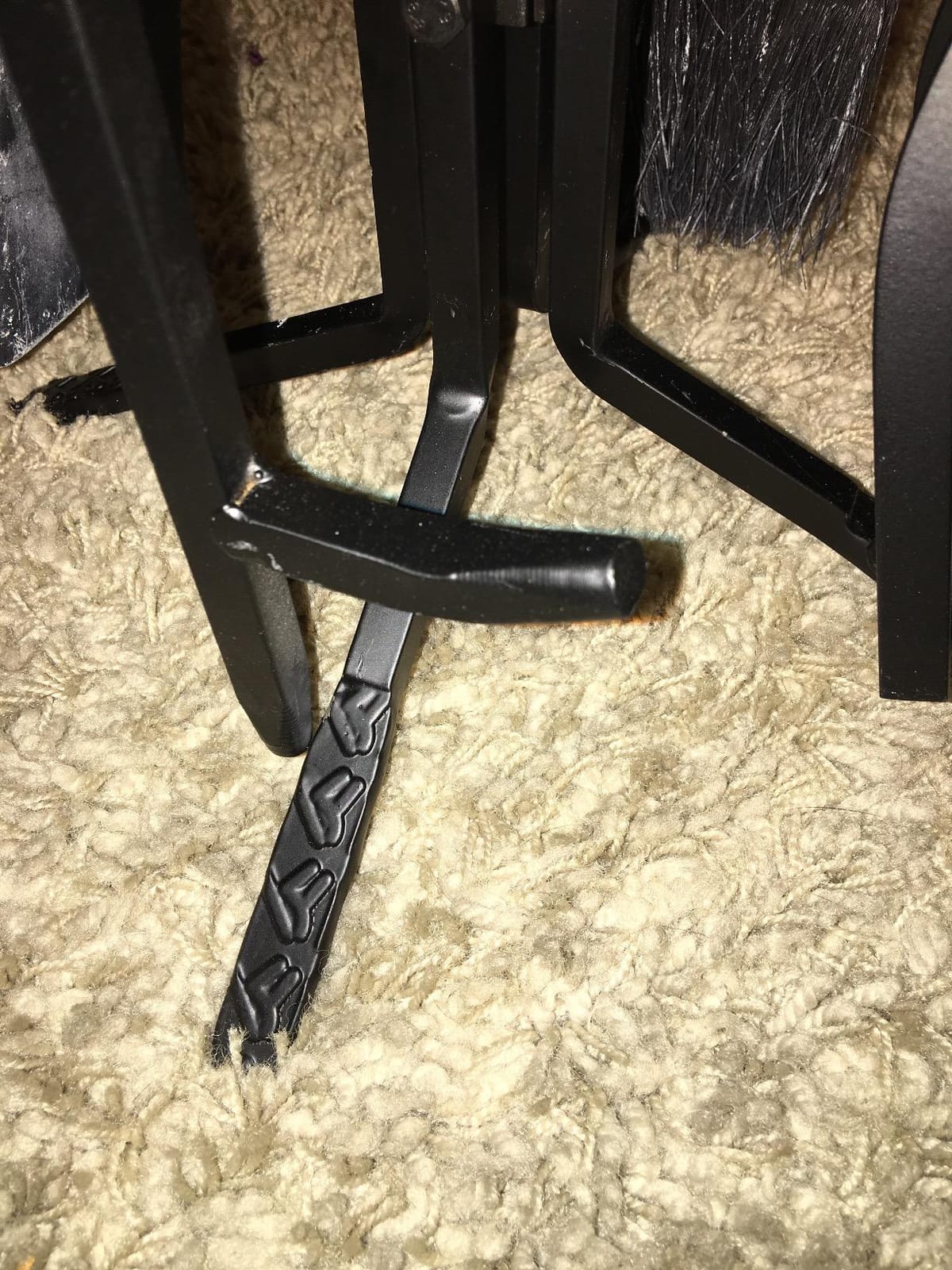 UniFlame 5-Piece Black Wrought Iron Fireplace Tools Set (F-11140) customer photo 1