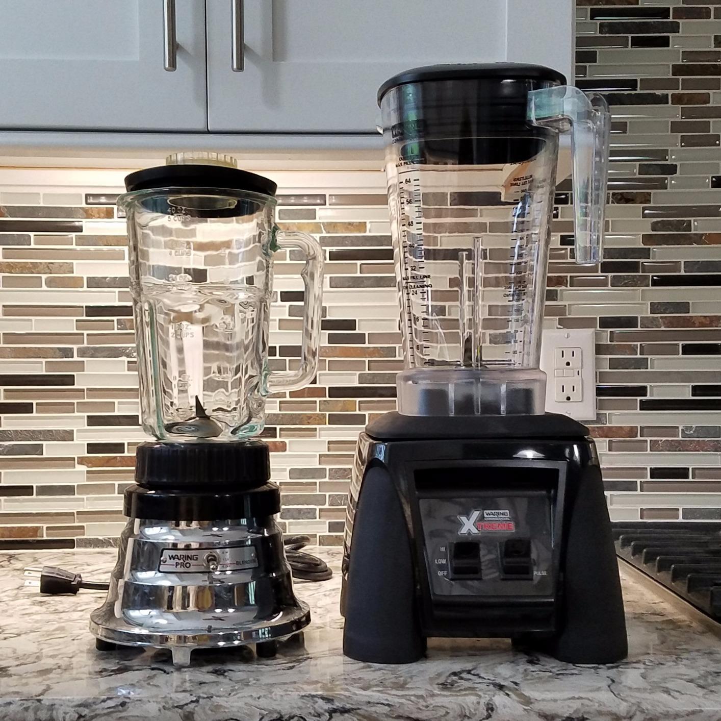 Waring Commercial MX1000XTX 3.5 HP Blender with Paddle Switches, Pulse Feature and a 64 oz. BPA Free Copolyester Container, 120V, 5-15 Phase Plug, Black customer photo 2