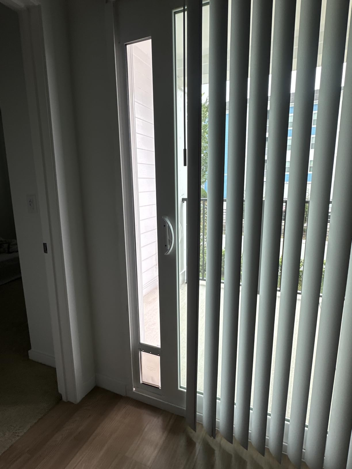 PetSafe Sliding Glass Pet Door, 1 Piece, Large Dogs to 100 lbs, White | Adjustable Height 75 7/8 to 80 11/16 Inches, No-Cut DIY Install into Existing Track, Magnetic Flap, Durable Aluminum Frame customer photo 2