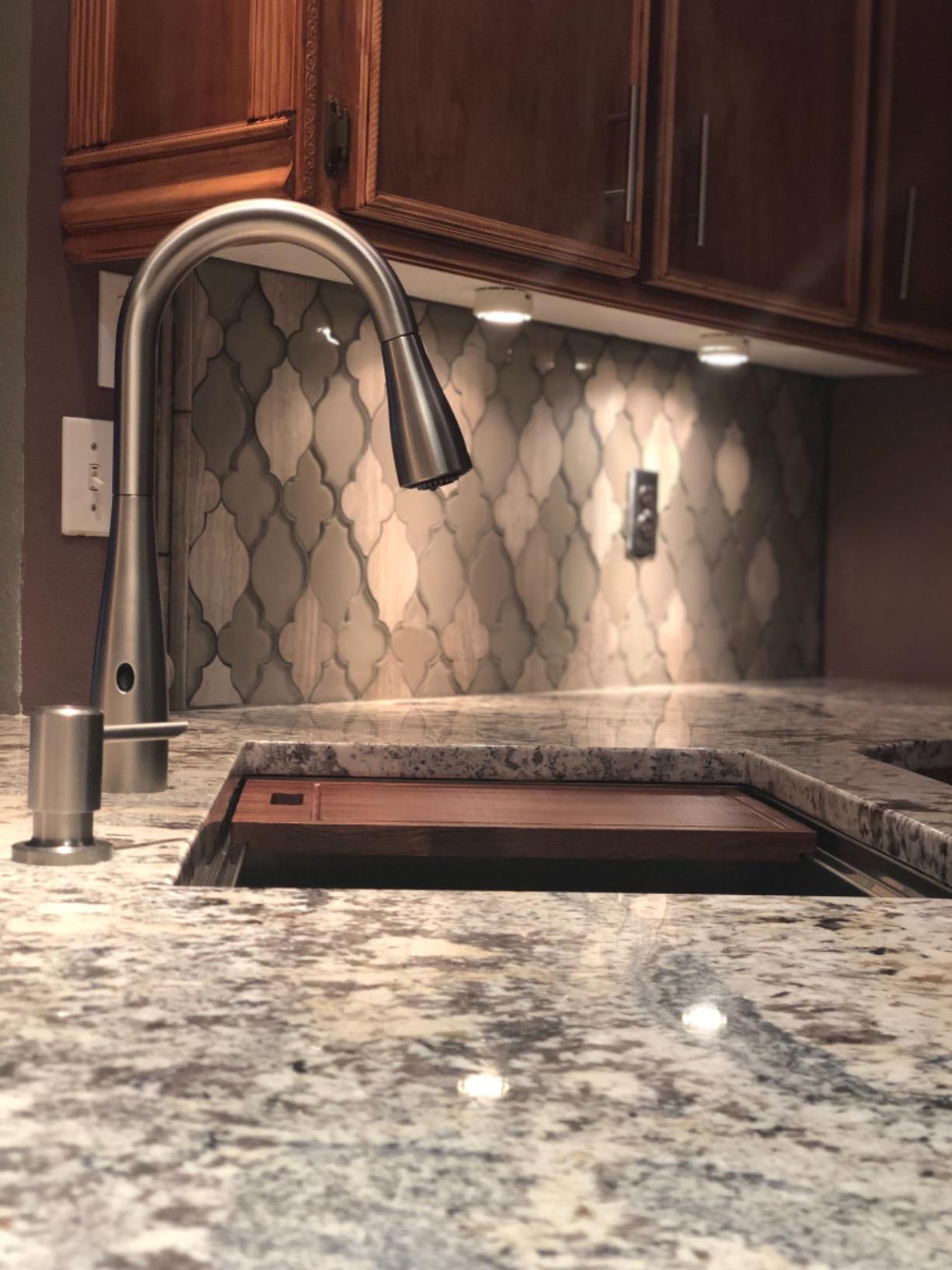 Ruvati 32-in Stainless Steel Undermount Workstation Kitchen Sink - RVH8300 customer photo 1