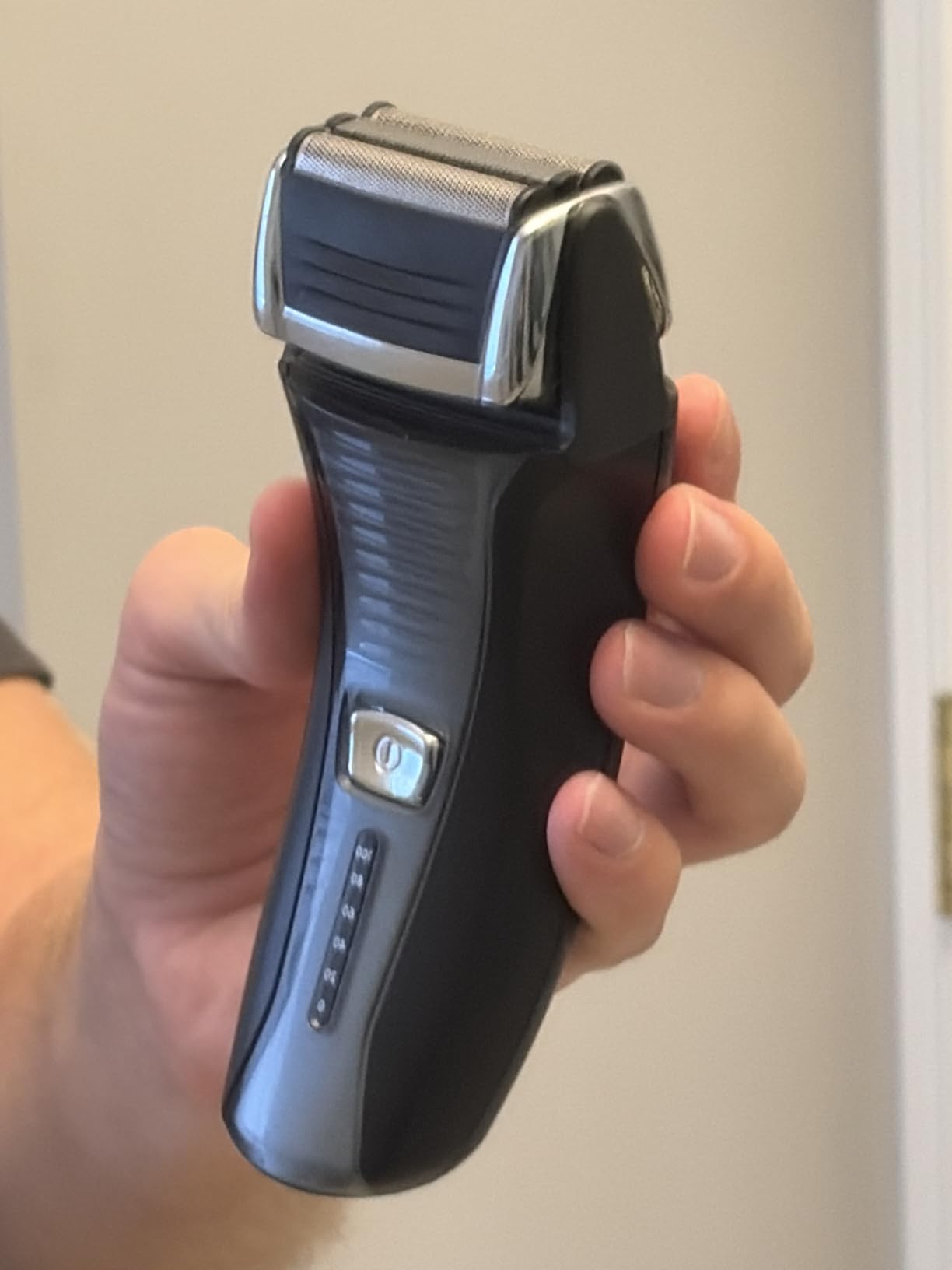 Remington F5 Power Series Foil Shaver for Men, Cordless Rechargeable Razor, Pivot & FlexFoil Technology, Pop-Up Trimmer customer photo 1