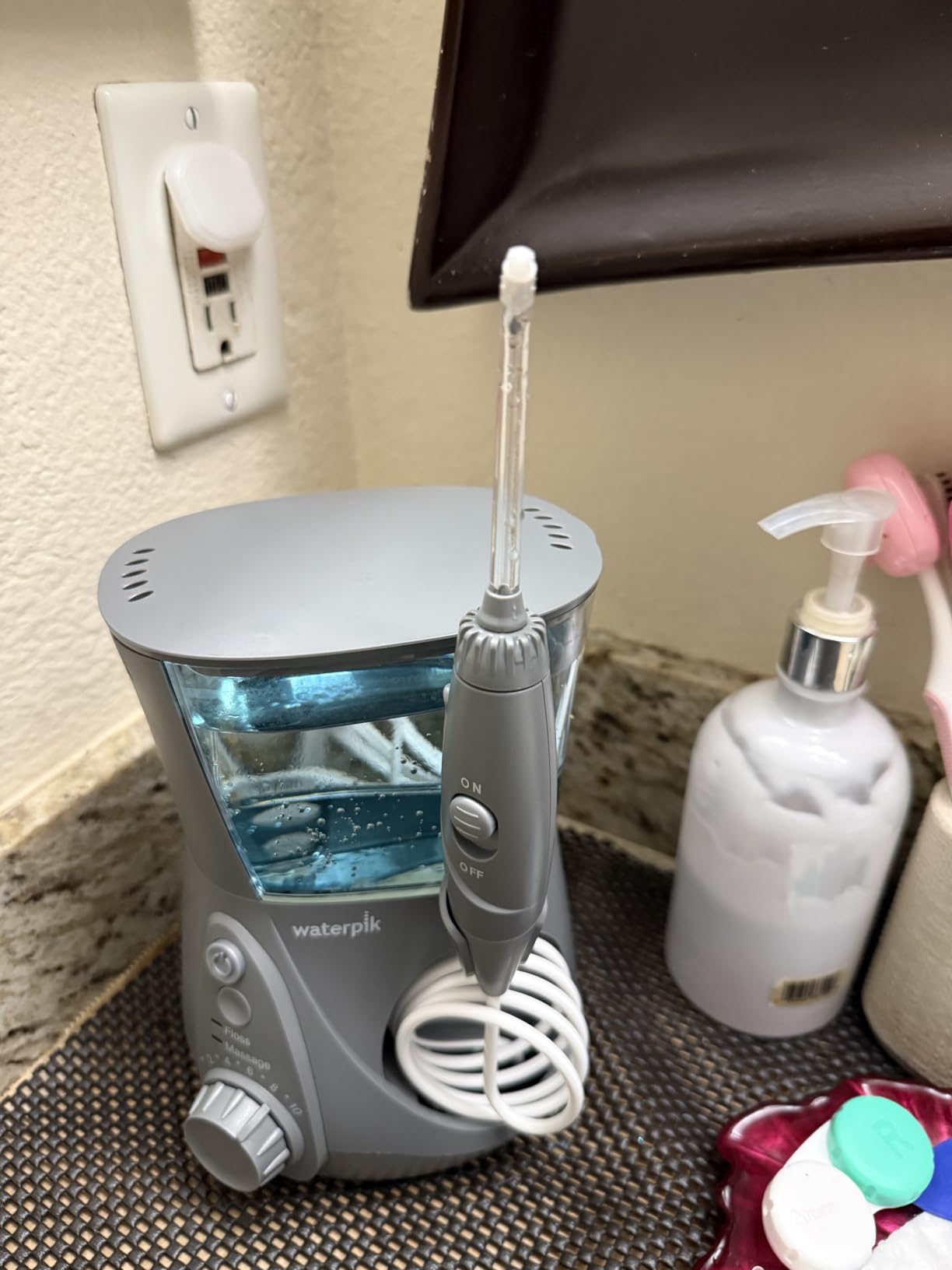 Waterpik Aquarius Water Flosser For Teeth Cleaning, Gums, Braces, Dental Care, Electric Power With 10 Settings, 7 Tips For Multiple Users And Needs, ADA Accepted, White WP-660, Packaging May Vary customer photo 2