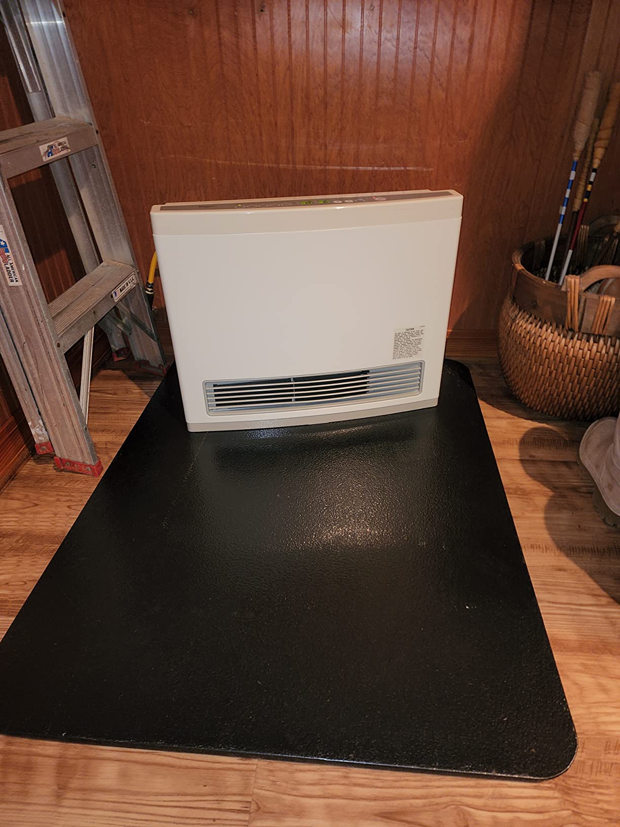 Rinnai FC824P Ventless Propane Heater with Programmable Thermostat customer photo 2
