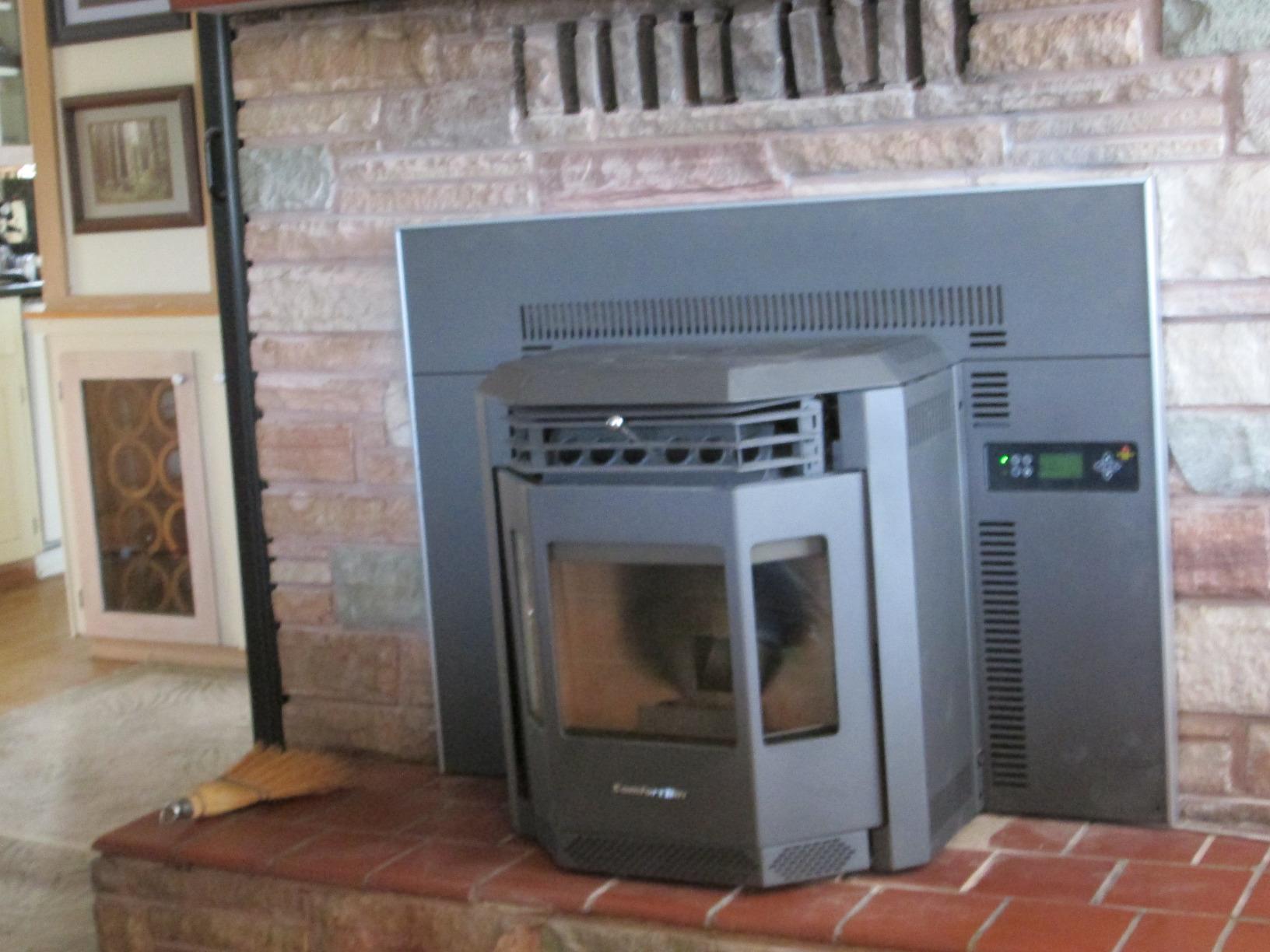 Wood Pellet Stove HP22 2,800 Sq Ft. Pellet Fuel EPA Cert. 55 Pound Hopper customer photo 2